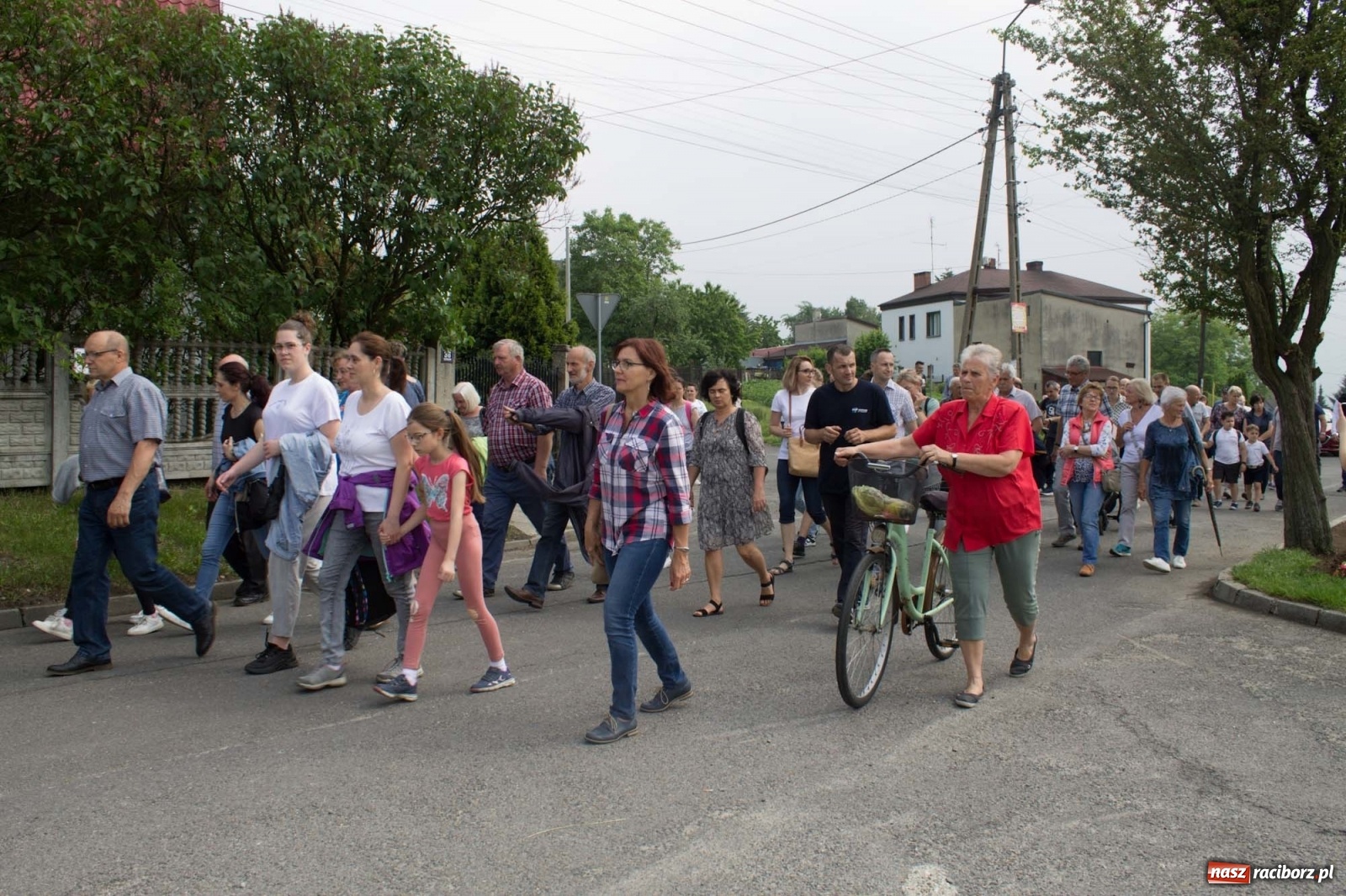 Zdjęcie w galerii na portalu naszraciborz.pl: W Brzeziu odbyła się procesja na św. Urbana [FOTO i WIDEO] wiadomości z regionu