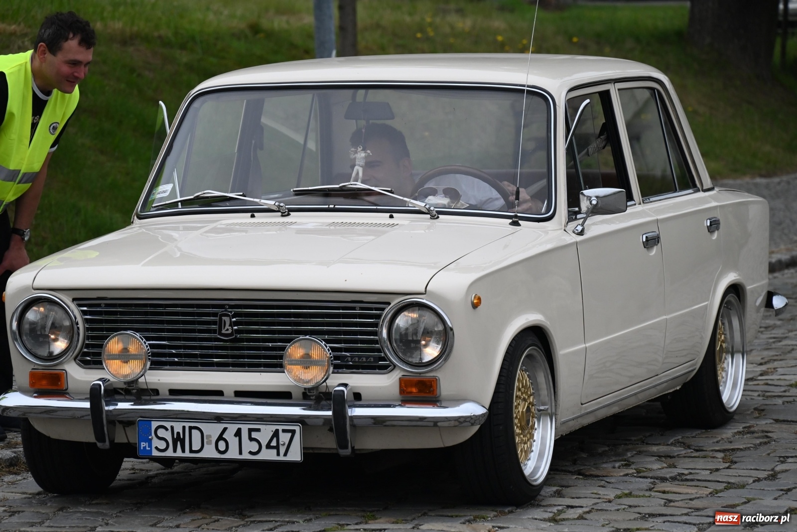 Zdjęcie w galerii na portalu naszraciborz.pl: Dwudziesty Rajd Pruski zawitał do Krzyżanowic wiadomości z regionu