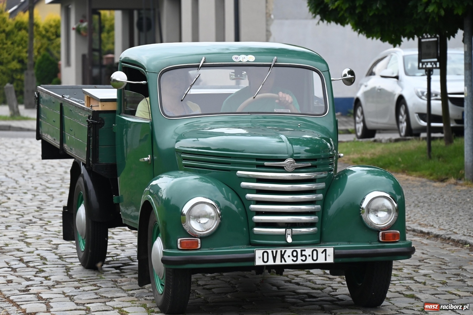 Zdjęcie w galerii na portalu naszraciborz.pl: Dwudziesty Rajd Pruski zawitał do Krzyżanowic wiadomości z regionu