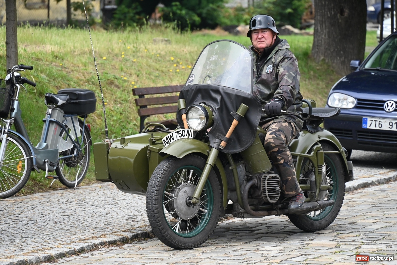 Zdjęcie w galerii na portalu naszraciborz.pl: Dwudziesty Rajd Pruski zawitał do Krzyżanowic wiadomości z regionu