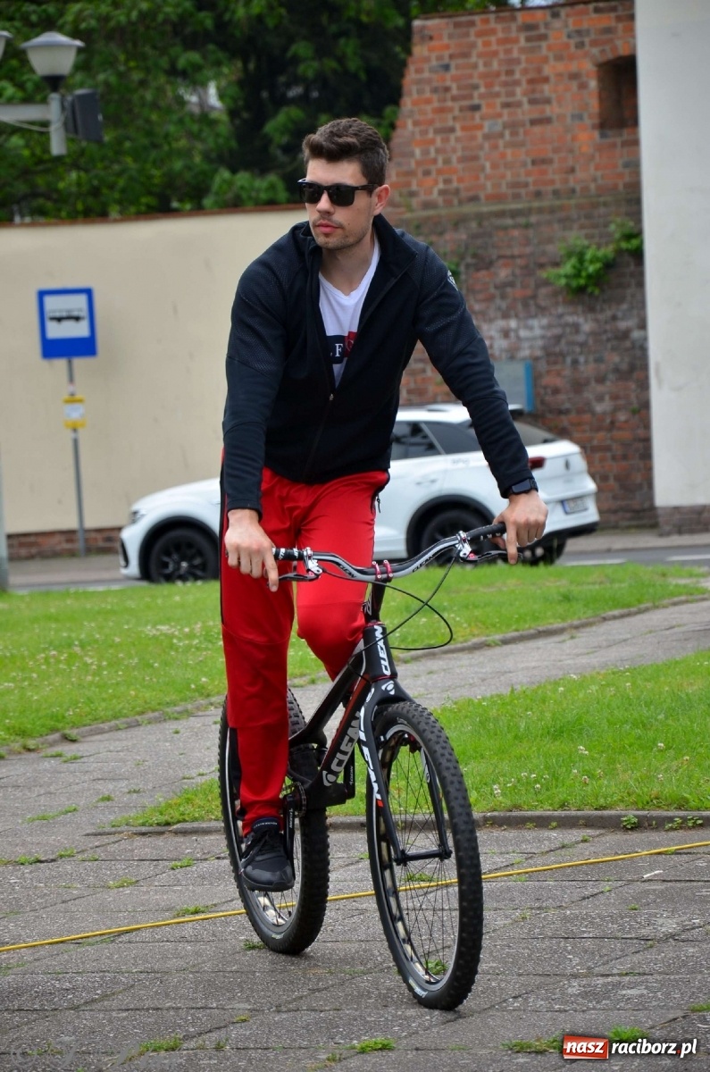 Zdjęcie w galerii na portalu naszraciborz.pl: Racibórz kocha rower i rowerowe show uczestnika Mam Talent wiadomości z regionu