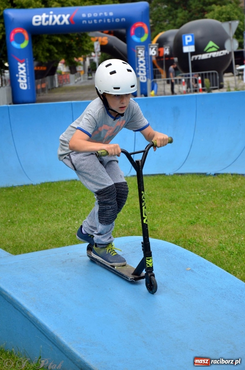 Zdjęcie w galerii na portalu naszraciborz.pl: Racibórz kocha rower i rowerowe show uczestnika Mam Talent wiadomości z regionu