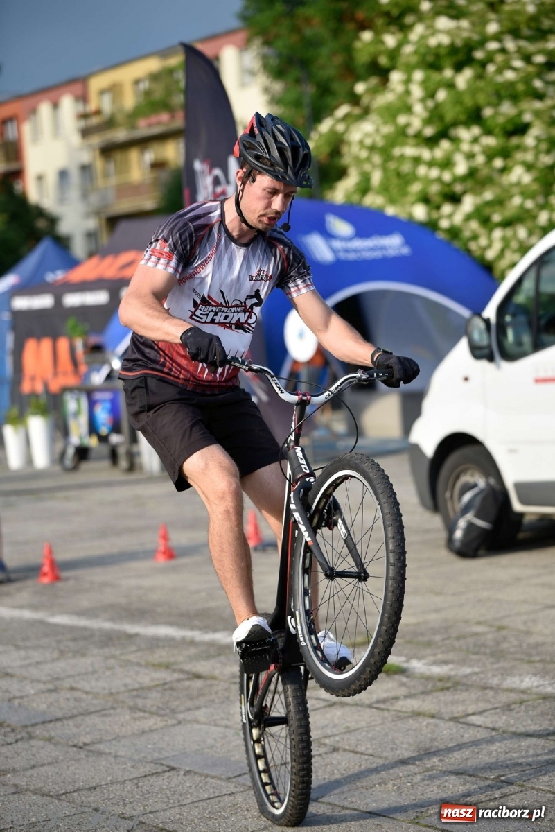 Zdjęcie w galerii na portalu naszraciborz.pl: Racibórz kocha rower i rowerowe show uczestnika Mam Talent wiadomości z regionu