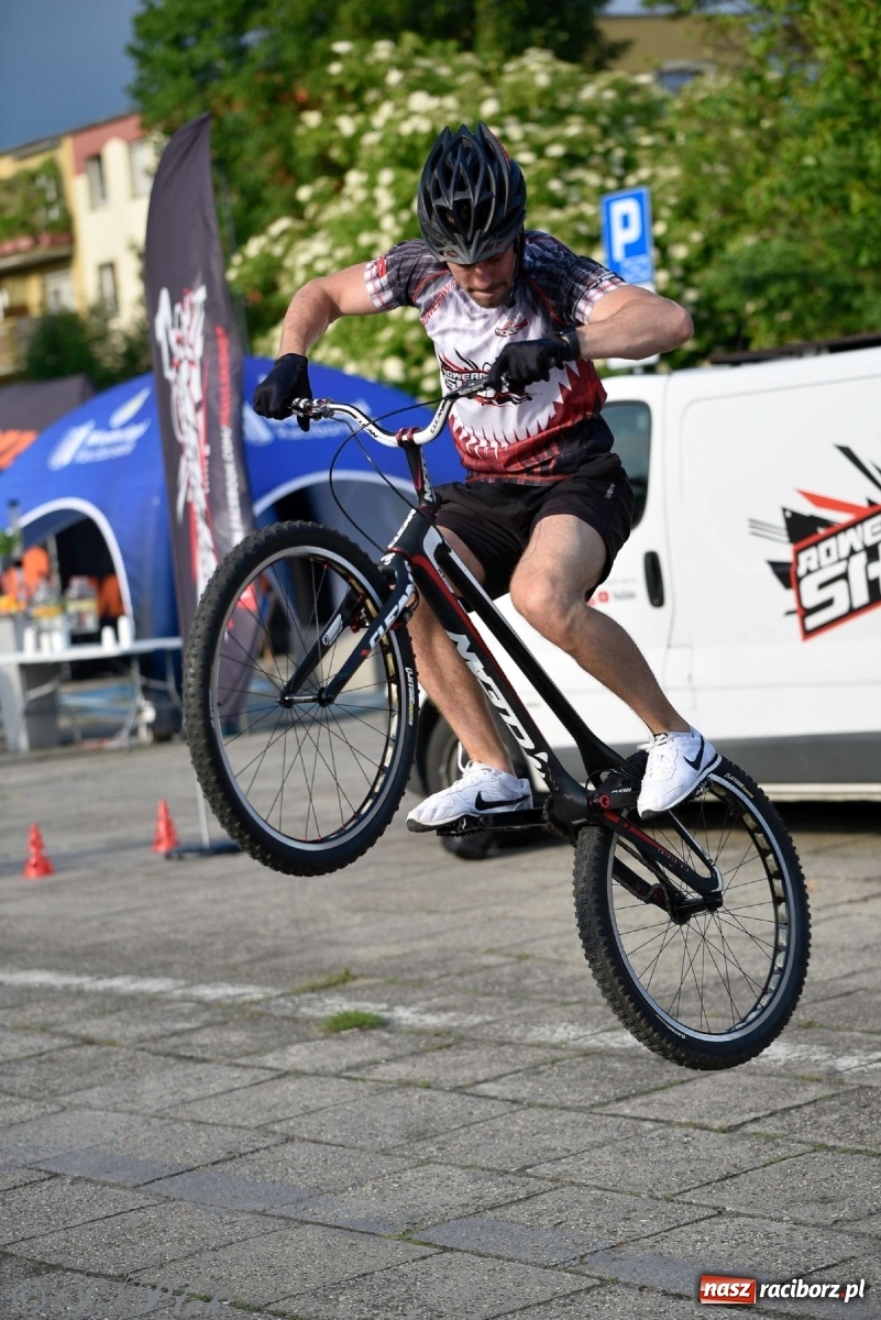 Zdjęcie w galerii na portalu naszraciborz.pl: Racibórz kocha rower i rowerowe show uczestnika Mam Talent wiadomości z regionu