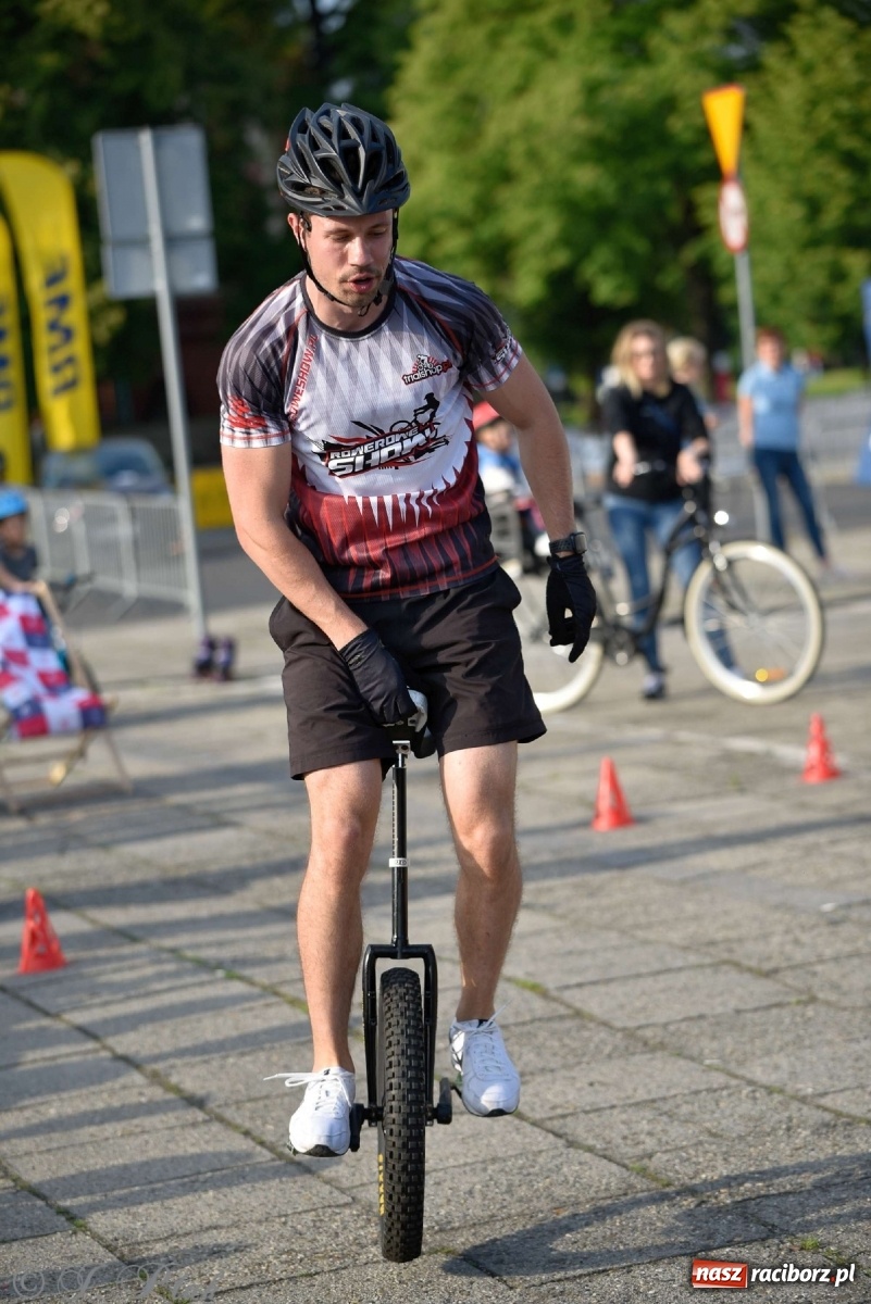 Zdjęcie w galerii na portalu naszraciborz.pl: Racibórz kocha rower i rowerowe show uczestnika Mam Talent wiadomości z regionu