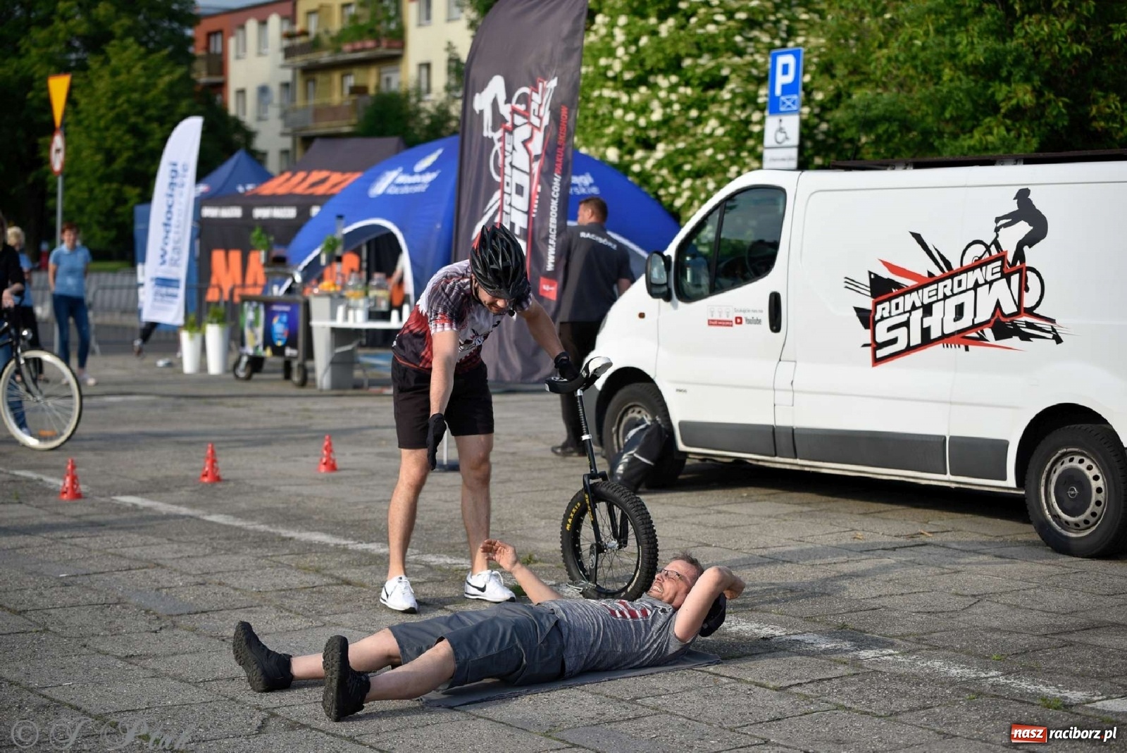 Zdjęcie w galerii na portalu naszraciborz.pl: Racibórz kocha rower i rowerowe show uczestnika Mam Talent wiadomości z regionu