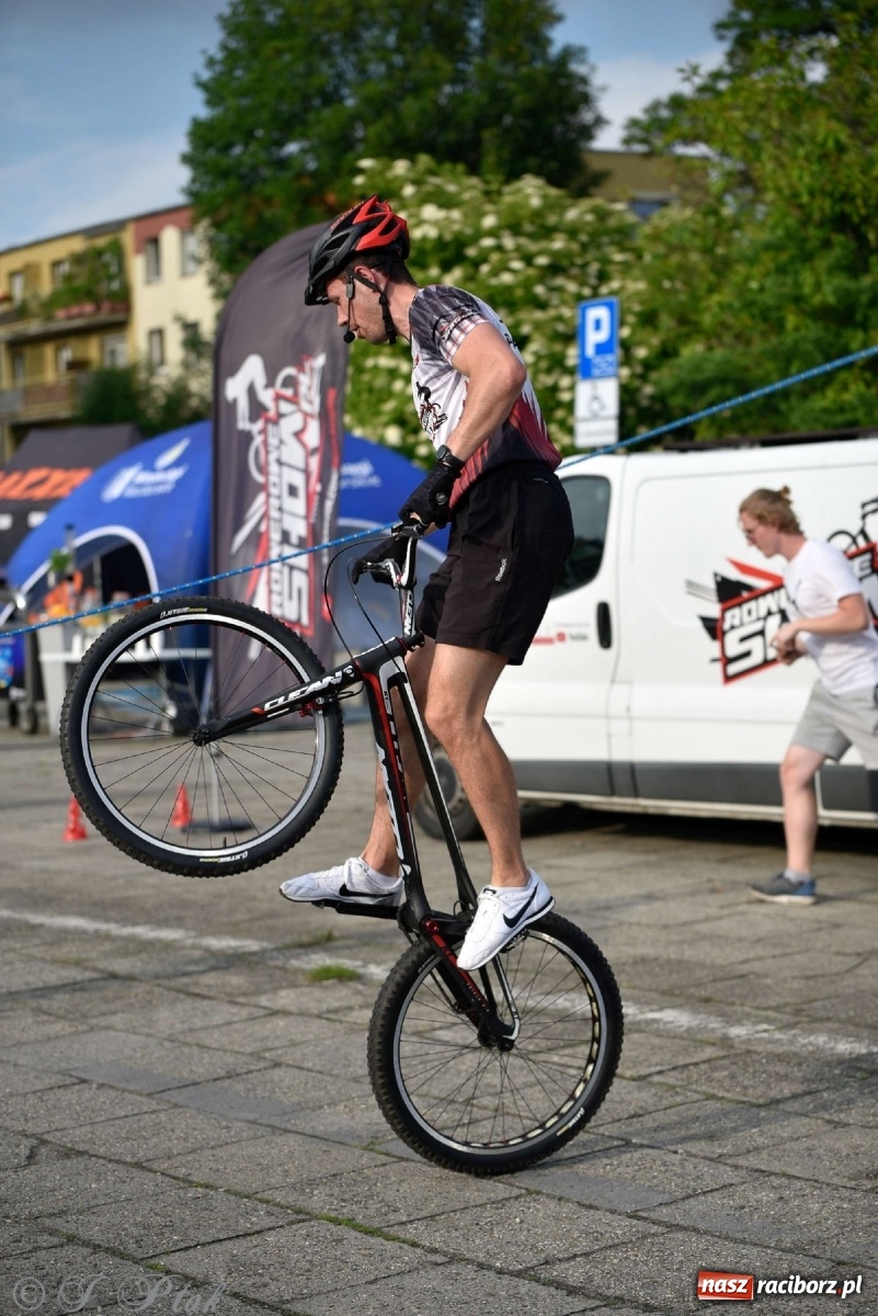 Zdjęcie w galerii na portalu naszraciborz.pl: Racibórz kocha rower i rowerowe show uczestnika Mam Talent wiadomości z regionu