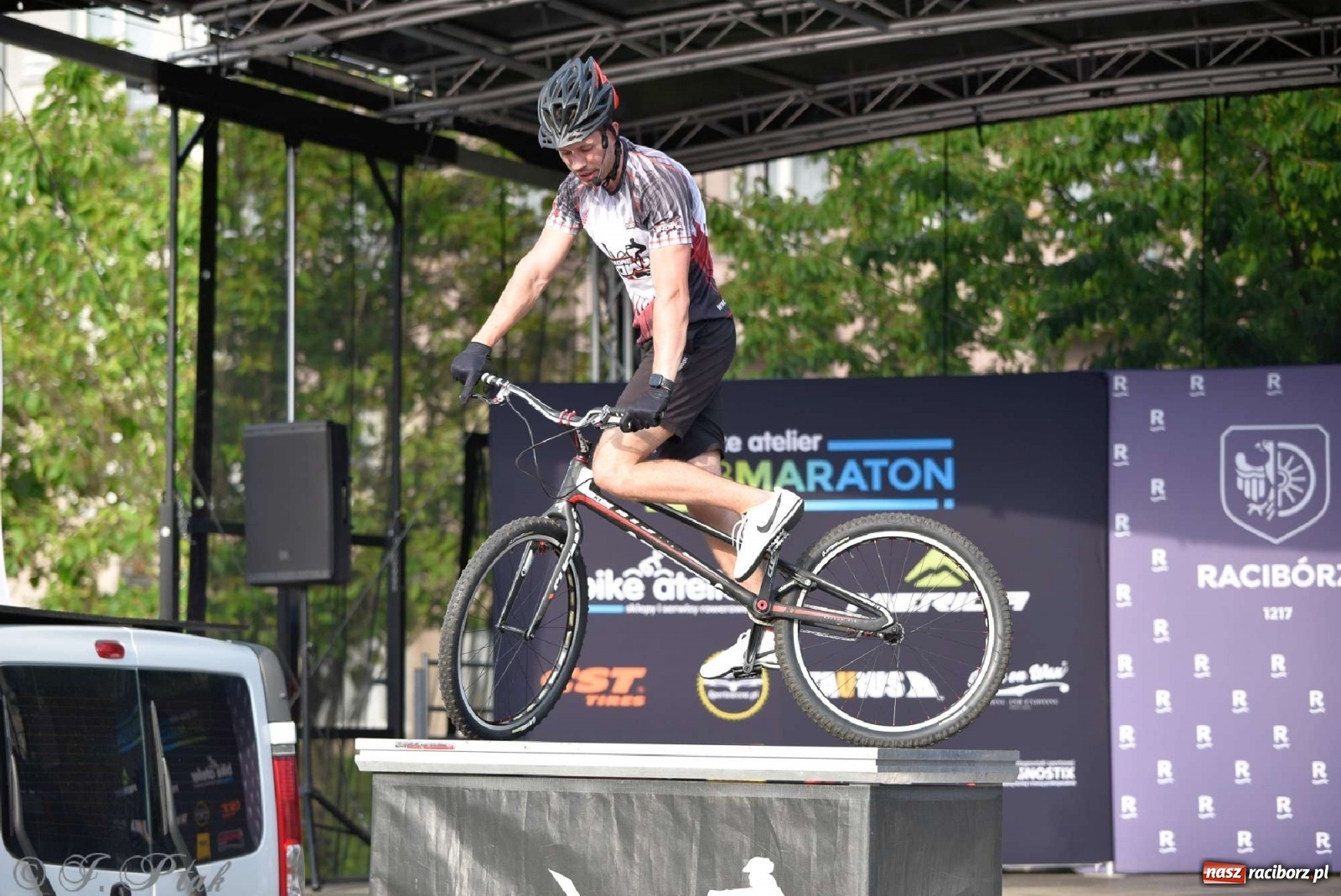 Zdjęcie w galerii na portalu naszraciborz.pl: Racibórz kocha rower i rowerowe show uczestnika Mam Talent wiadomości z regionu