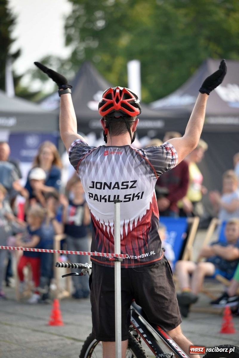 Zdjęcie w galerii na portalu naszraciborz.pl: Racibórz kocha rower i rowerowe show uczestnika Mam Talent wiadomości z regionu
