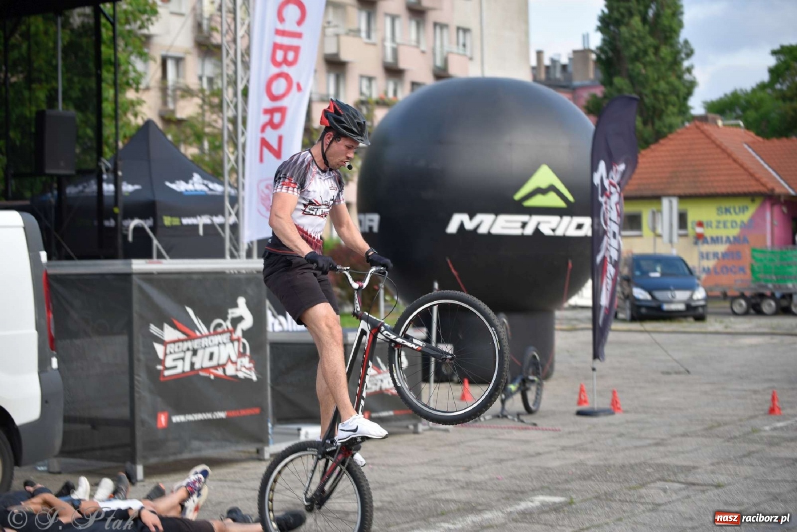 Zdjęcie w galerii na portalu naszraciborz.pl: Racibórz kocha rower i rowerowe show uczestnika Mam Talent wiadomości z regionu