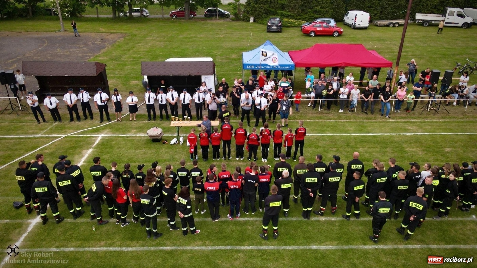 Zdjęcie w galerii na portalu naszraciborz.pl: Strażacka rywalizacja w Pietrowicach Wielkich w oku drona [FOTO i WIDEO] wiadomości z regionu