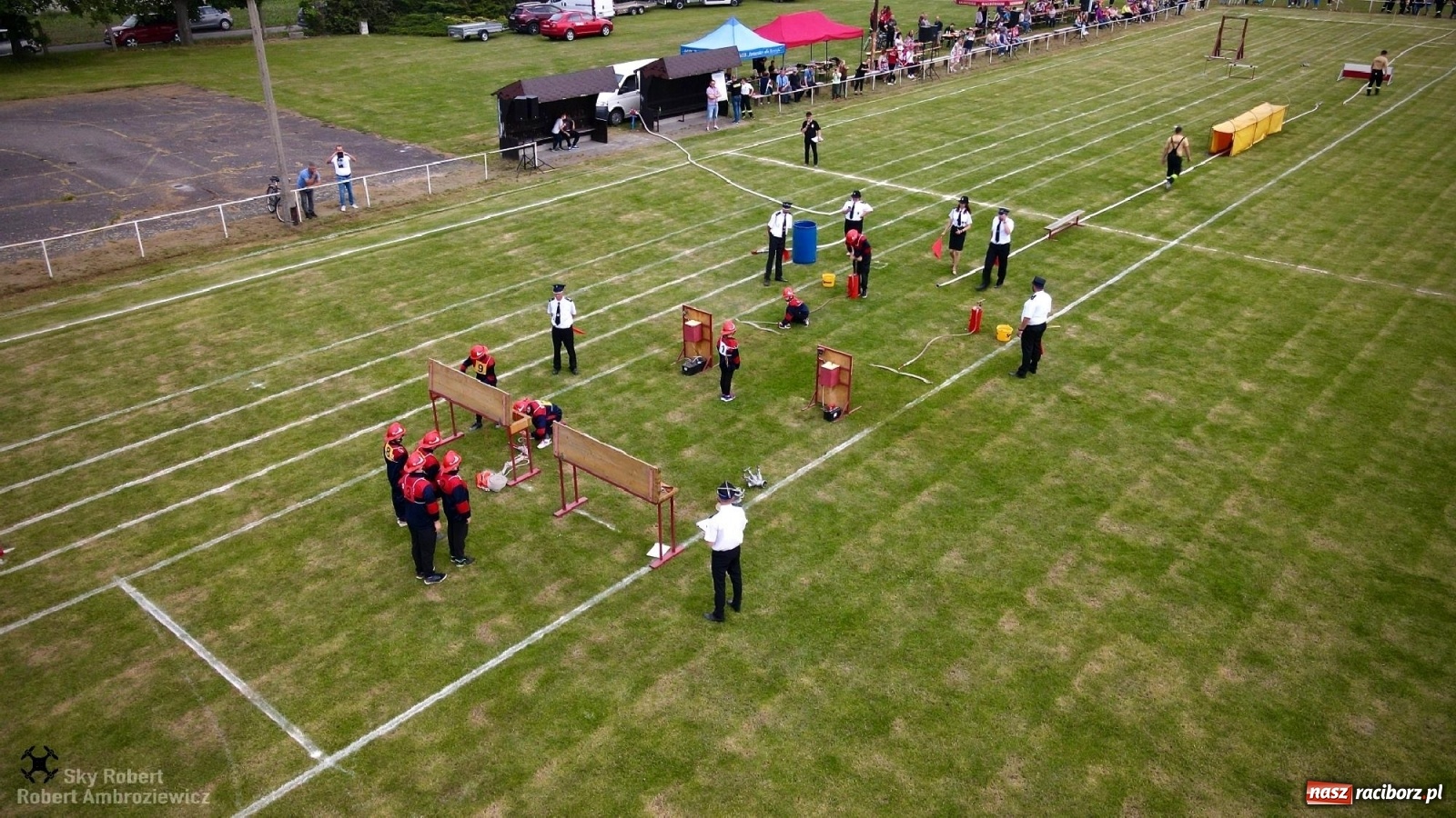 Zdjęcie w galerii na portalu naszraciborz.pl: Strażacka rywalizacja w Pietrowicach Wielkich w oku drona [FOTO i WIDEO] wiadomości z regionu