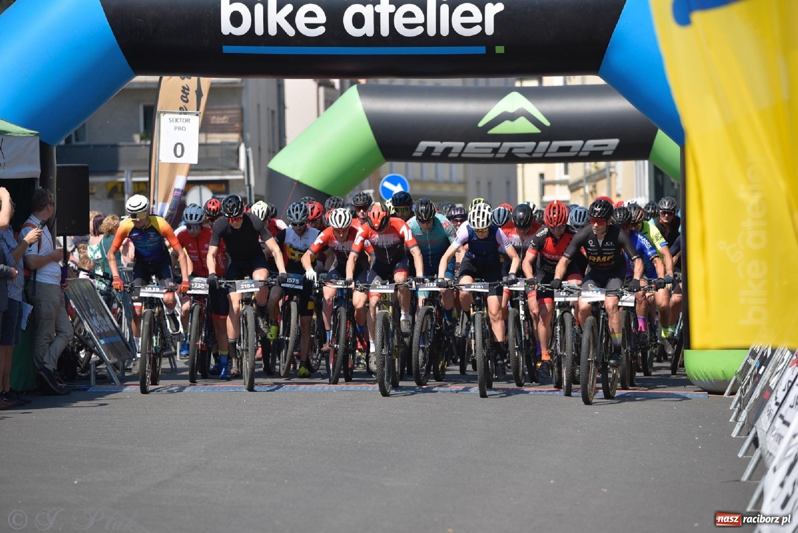 Zdjęcie w galerii na portalu naszraciborz.pl: Bike Atelier MTB Maraton Racibórz 2022 [OBSZERNY FOTOREPORTAŻ] wiadomości z regionu