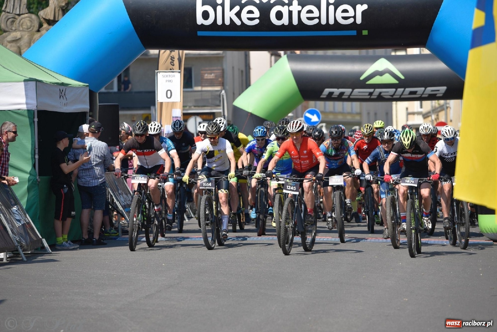 Zdjęcie w galerii na portalu naszraciborz.pl: Bike Atelier MTB Maraton Racibórz 2022 [OBSZERNY FOTOREPORTAŻ] wiadomości z regionu
