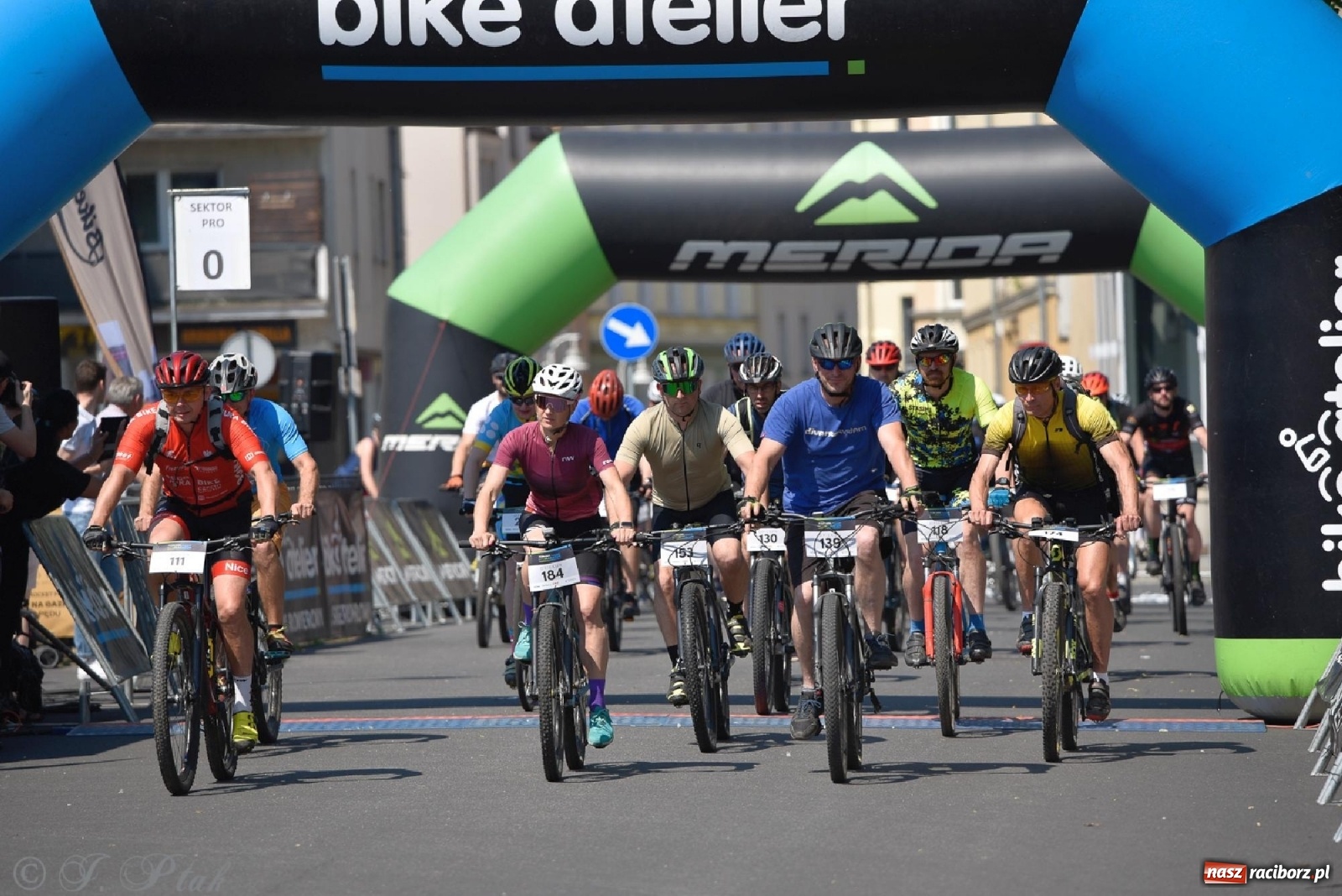 Zdjęcie w galerii na portalu naszraciborz.pl: Bike Atelier MTB Maraton Racibórz 2022 [OBSZERNY FOTOREPORTAŻ] wiadomości z regionu