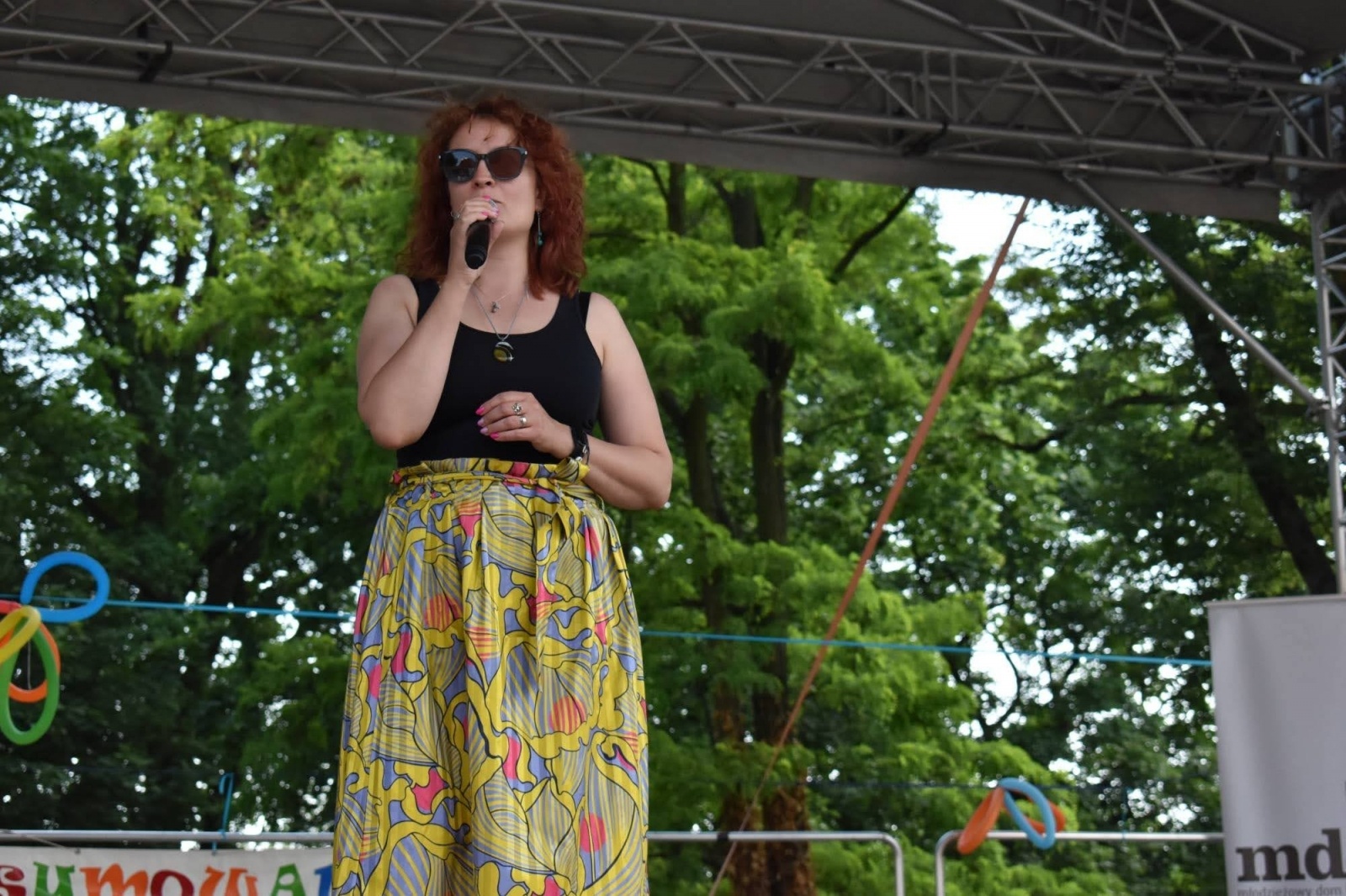 Zdjęcie w galerii na portalu naszraciborz.pl: Taneczne podsumowanie roku szkolnego 2021/2022 za nami wiadomości z regionu