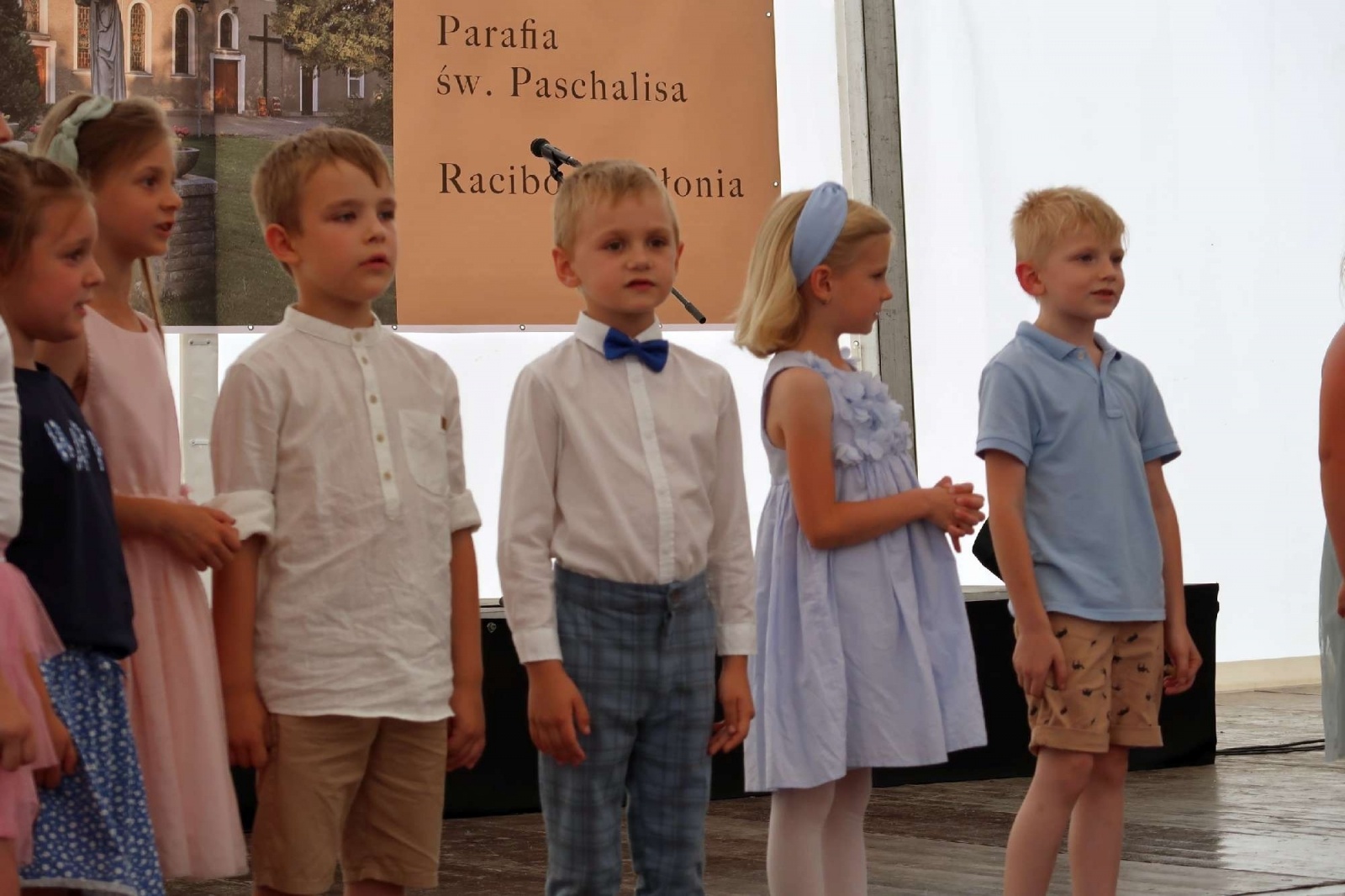 Zdjęcie w galerii na portalu naszraciborz.pl: To już 90 lat obecności franciszkanów na Płoni. Parafia zorganizowała festyn z talentami wiadomości z regionu