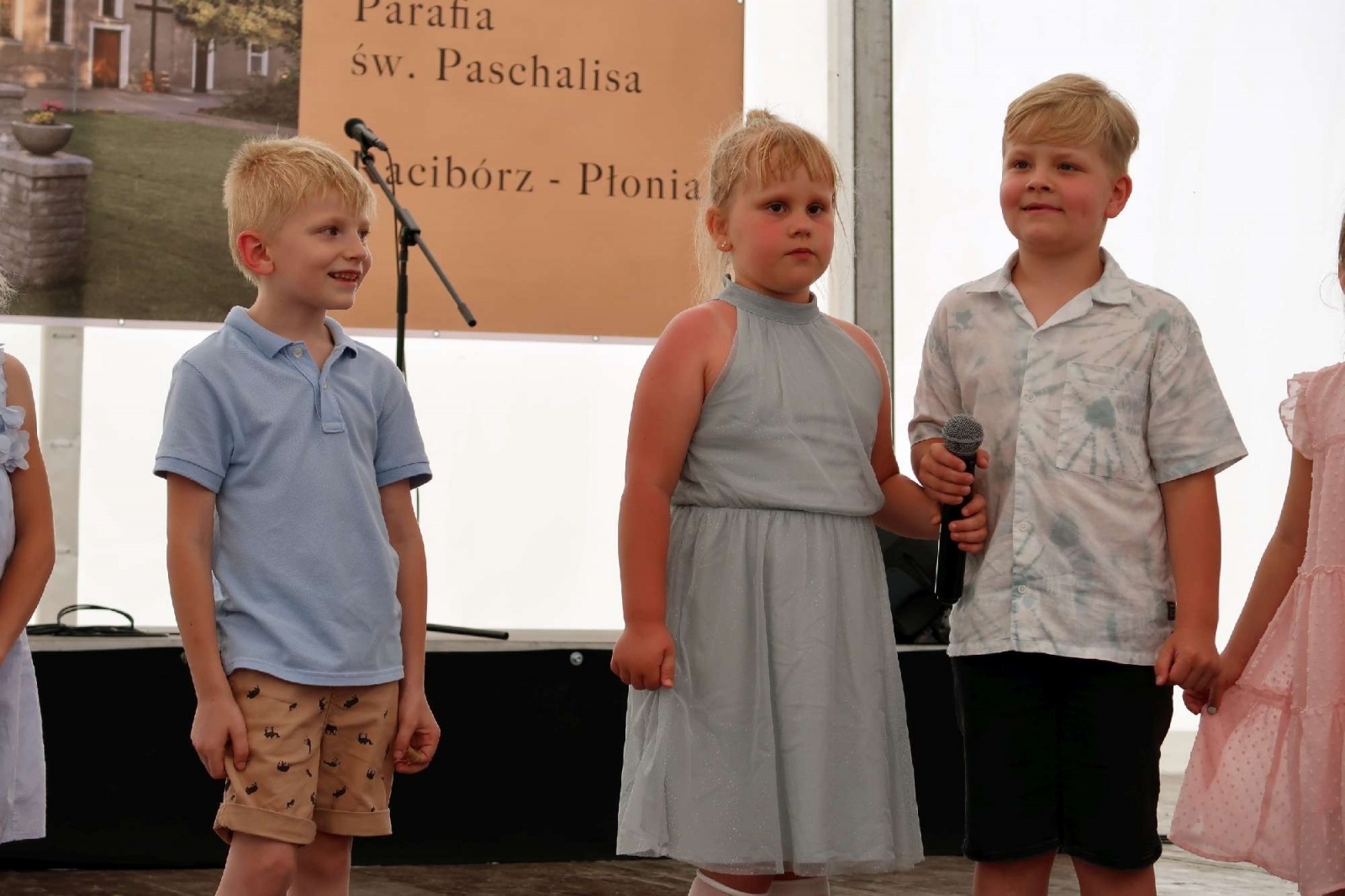 Zdjęcie w galerii na portalu naszraciborz.pl: To już 90 lat obecności franciszkanów na Płoni. Parafia zorganizowała festyn z talentami wiadomości z regionu