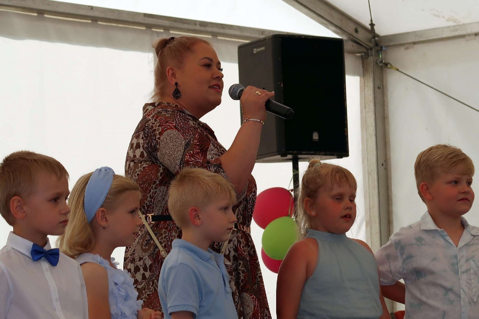 Zdjęcie w galerii na portalu naszraciborz.pl: To już 90 lat obecności franciszkanów na Płoni. Parafia zorganizowała festyn z talentami wiadomości z regionu