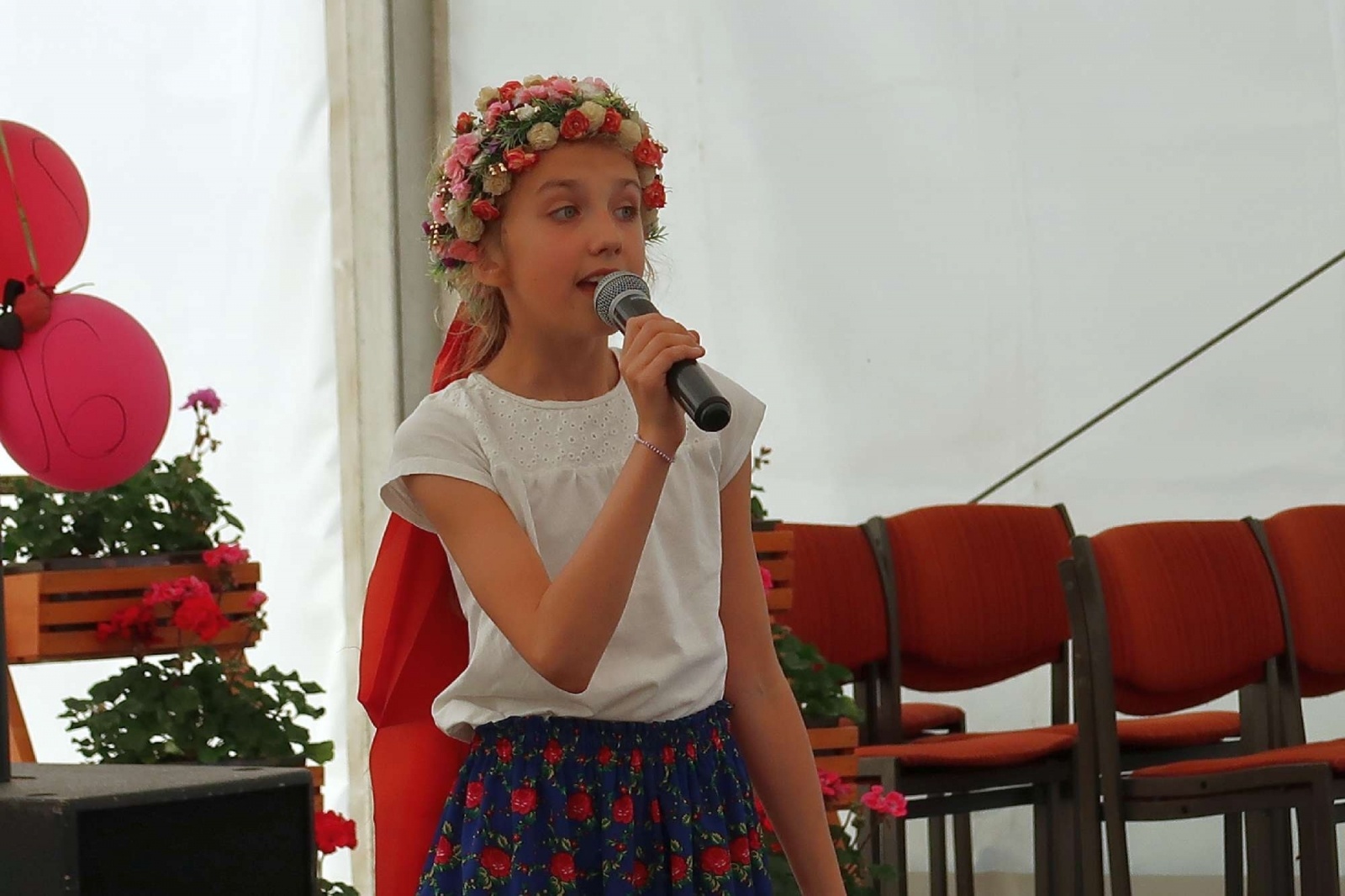 Zdjęcie w galerii na portalu naszraciborz.pl: To już 90 lat obecności franciszkanów na Płoni. Parafia zorganizowała festyn z talentami wiadomości z regionu