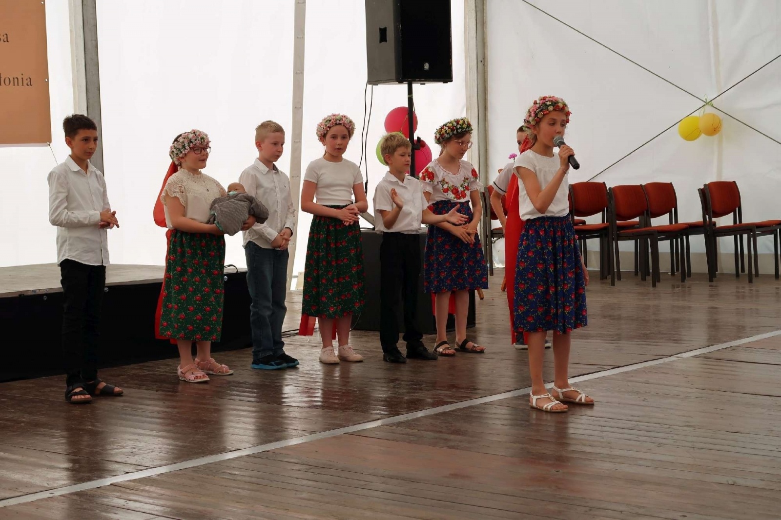 Zdjęcie w galerii na portalu naszraciborz.pl: To już 90 lat obecności franciszkanów na Płoni. Parafia zorganizowała festyn z talentami wiadomości z regionu
