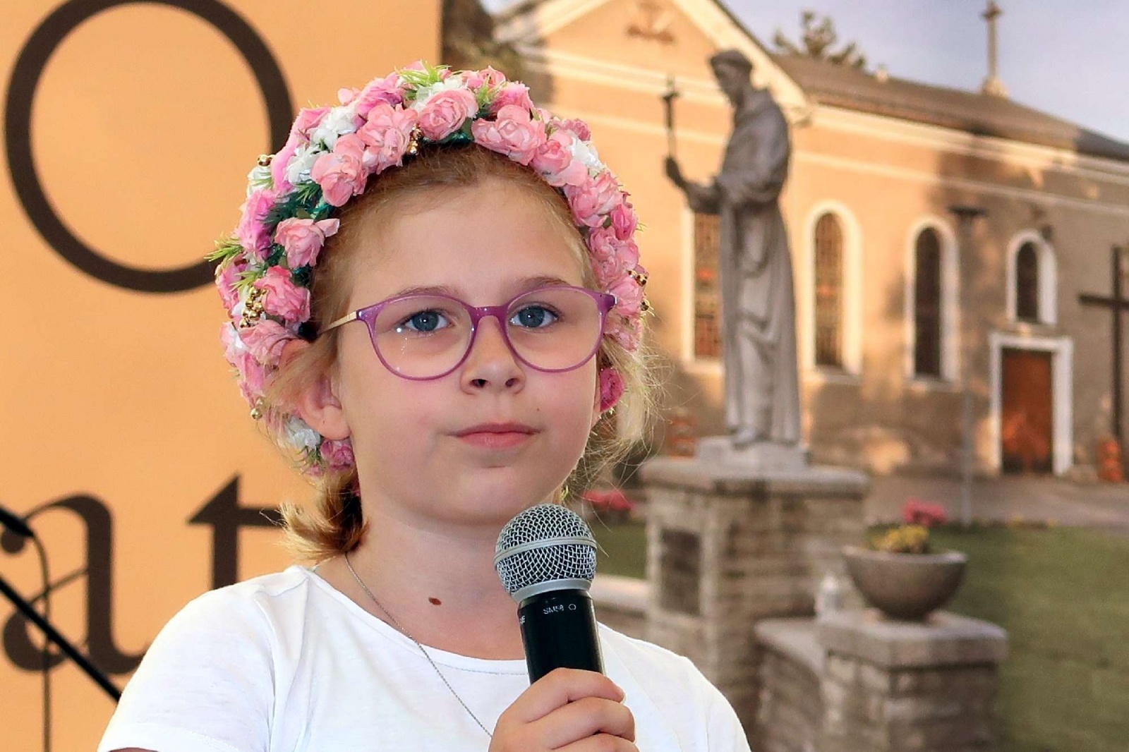 Zdjęcie w galerii na portalu naszraciborz.pl: To już 90 lat obecności franciszkanów na Płoni. Parafia zorganizowała festyn z talentami wiadomości z regionu