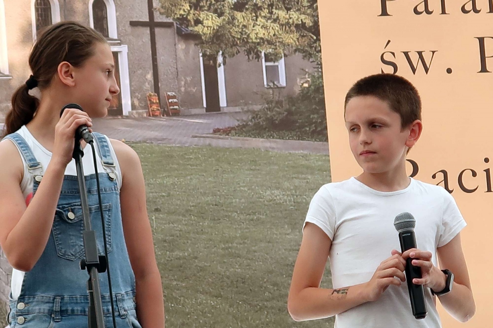 Zdjęcie w galerii na portalu naszraciborz.pl: To już 90 lat obecności franciszkanów na Płoni. Parafia zorganizowała festyn z talentami wiadomości z regionu