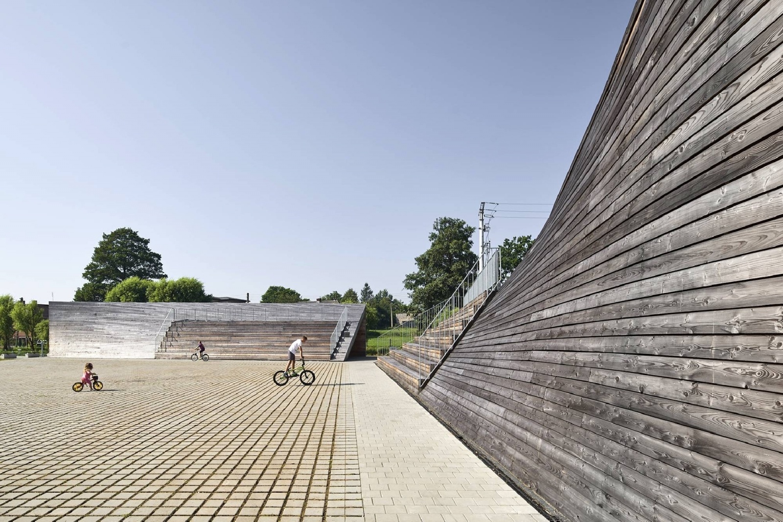 Zdjęcie w galerii na portalu naszraciborz.pl: Sukces Rybnika i architekt związanej z raciborską PWSZ wiadomości z regionu