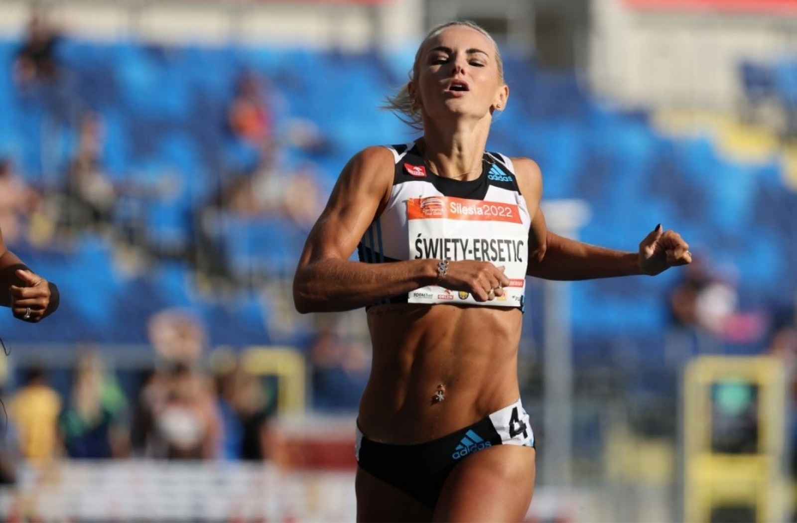 Zdjęcie w galerii na portalu naszraciborz.pl: Justyna Święty-Ersetic trzecia w Kotle Czarownic wiadomości z regionu