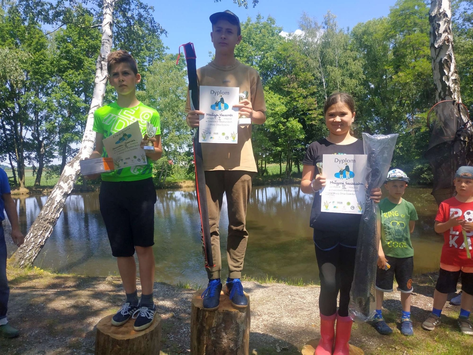 Zdjęcie w galerii na portalu naszraciborz.pl: Taaaka ryba. Najmłodsi wędkowali pod Oborą wiadomości z regionu