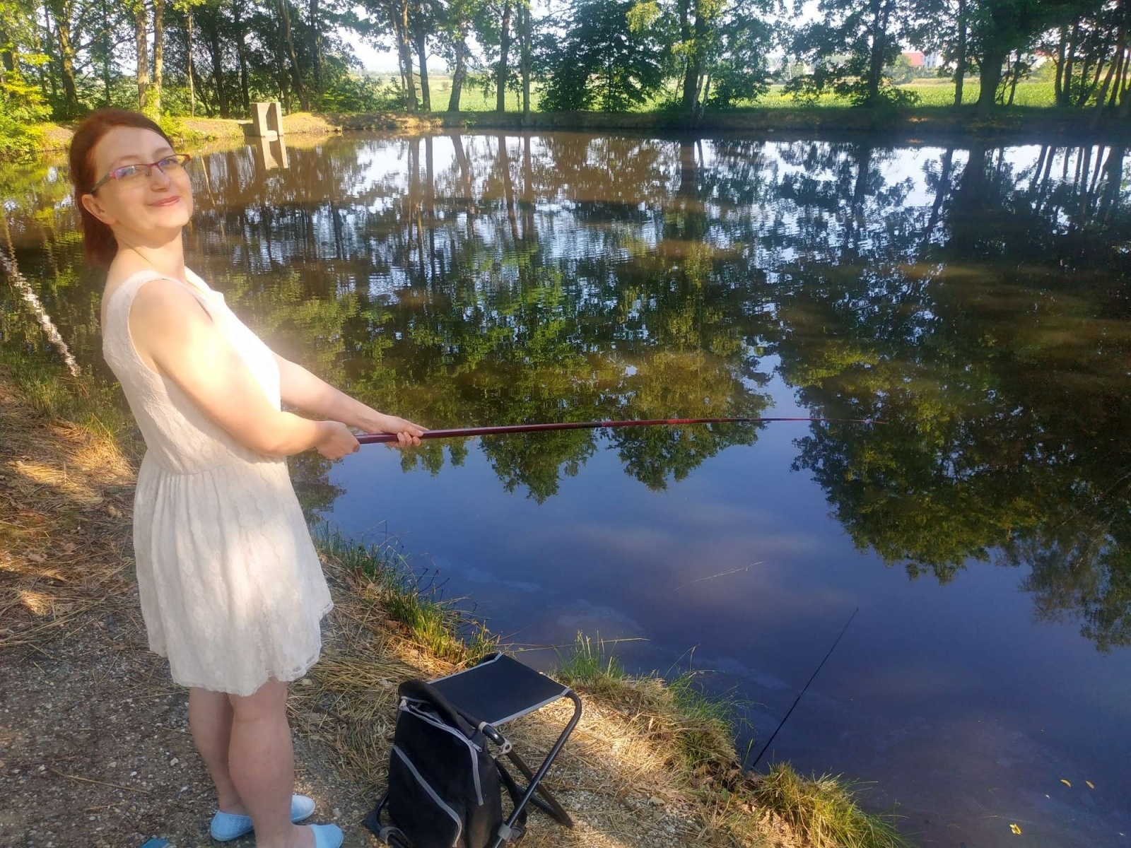 Zdjęcie w galerii na portalu naszraciborz.pl: Taaaka ryba. Najmłodsi wędkowali pod Oborą wiadomości z regionu