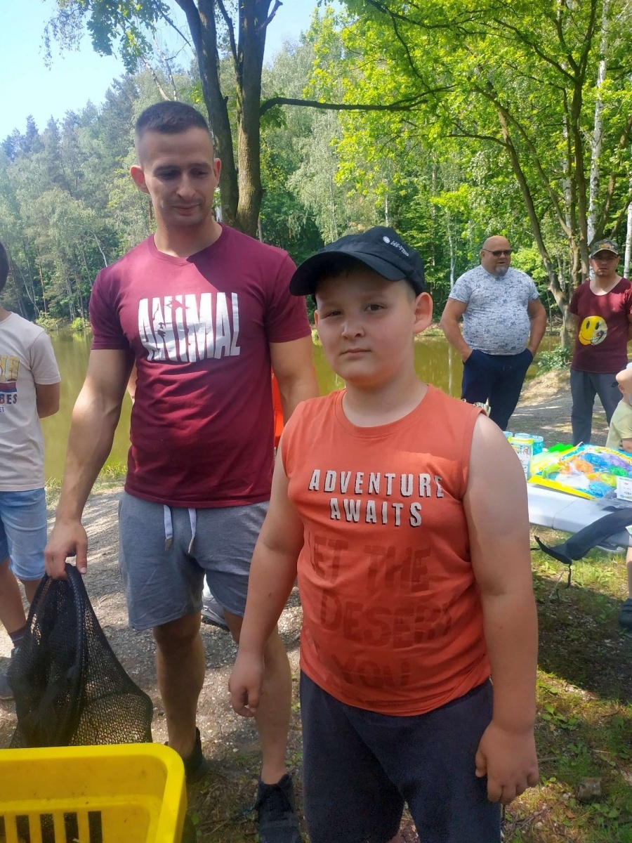 Zdjęcie w galerii na portalu naszraciborz.pl: Taaaka ryba. Najmłodsi wędkowali pod Oborą wiadomości z regionu