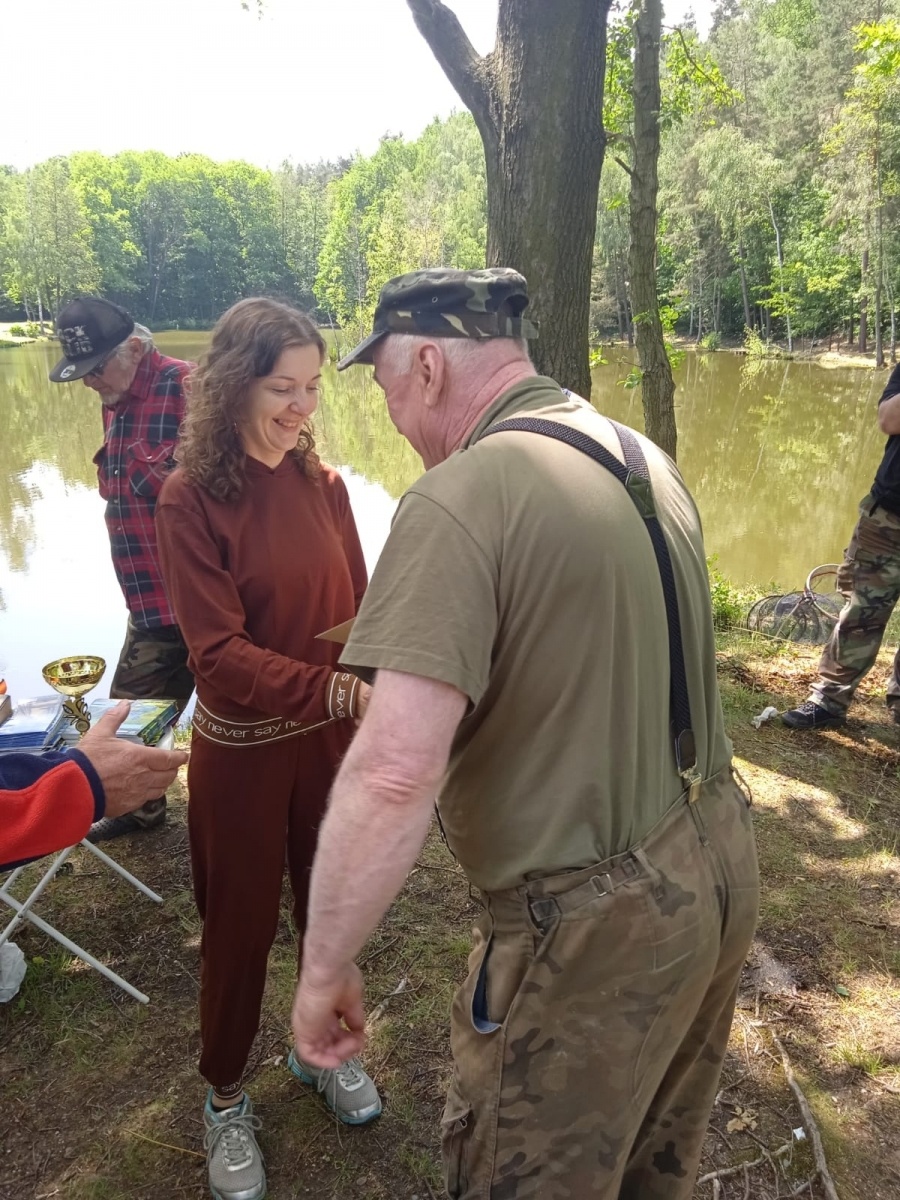 Zdjęcie w galerii na portalu naszraciborz.pl: Wędkarze walczyli o puchar dyrektorki Arboretum wiadomości z regionu