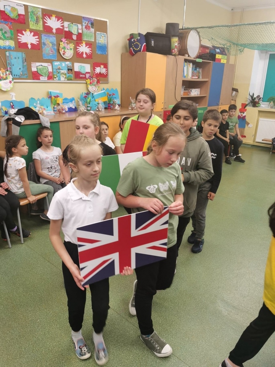 Zdjęcie w galerii na portalu naszraciborz.pl: Zespół Szkolno-Przedszkolny z Brzeźnicy podsumował projekt w ramach Erasmusa wiadomości z regionu