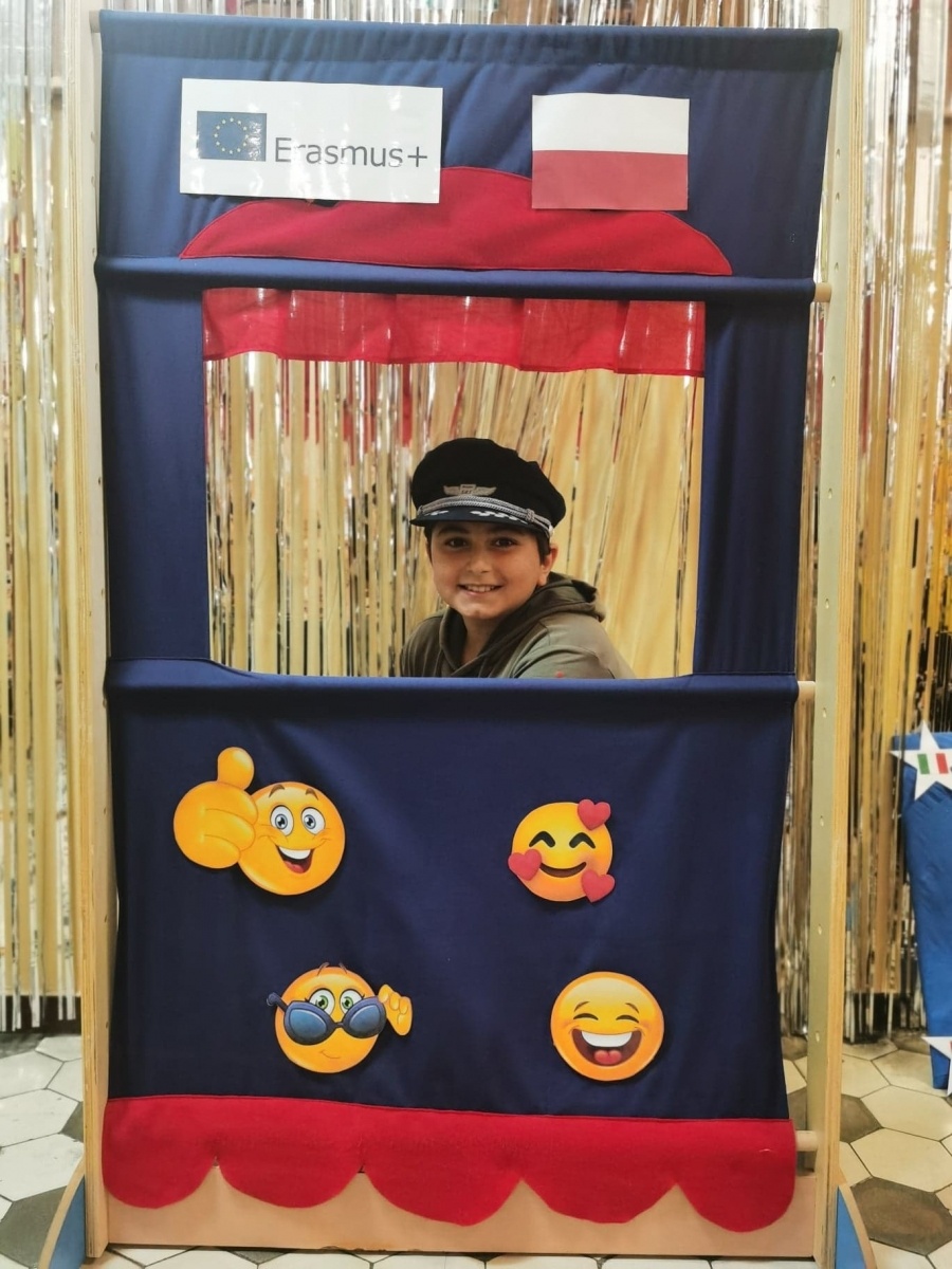 Zdjęcie w galerii na portalu naszraciborz.pl: Zespół Szkolno-Przedszkolny z Brzeźnicy podsumował projekt w ramach Erasmusa wiadomości z regionu