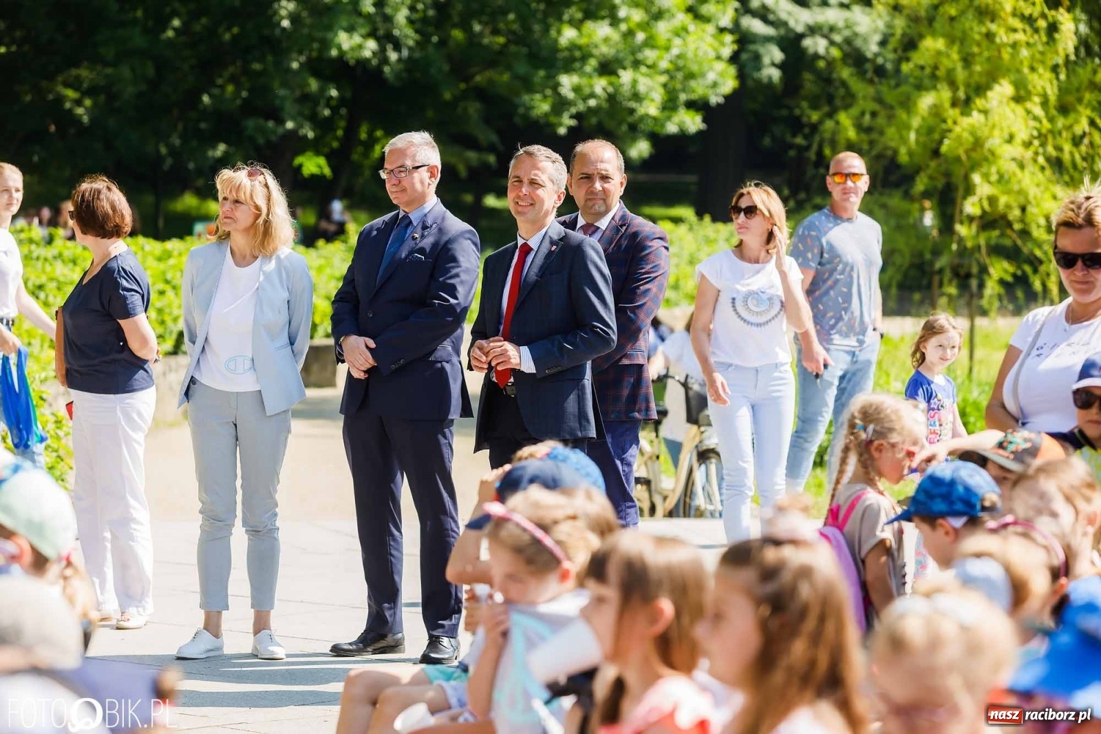 Zdjęcie w galerii na portalu naszraciborz.pl: Festiwal Piosenki i Sportu w parku im. Miasta Roth [FOTO i WIDEO] wiadomości z regionu