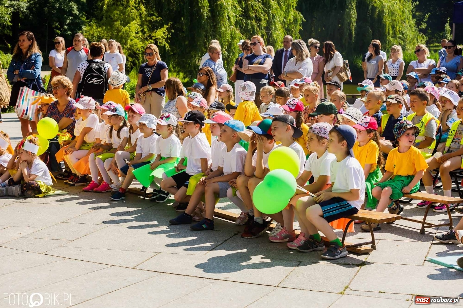 Zdjęcie w galerii na portalu naszraciborz.pl: Festiwal Piosenki i Sportu w parku im. Miasta Roth [FOTO i WIDEO] wiadomości z regionu