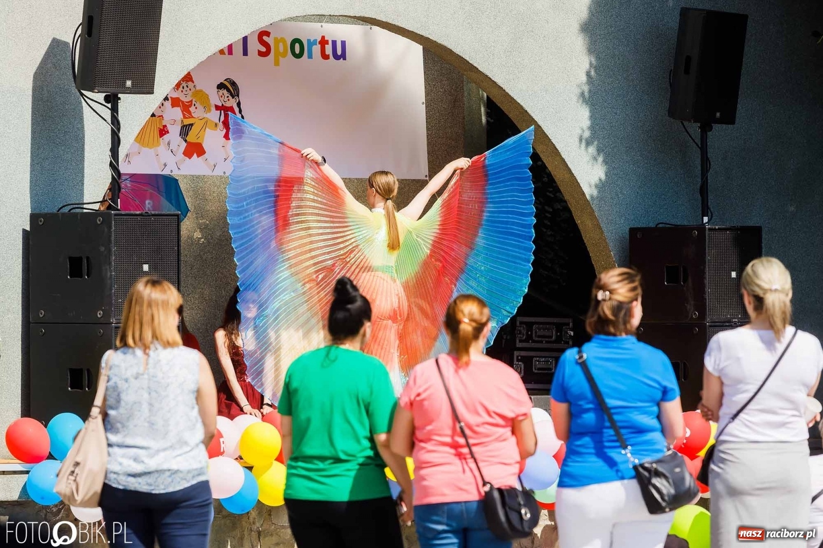 Zdjęcie w galerii na portalu naszraciborz.pl: Festiwal Piosenki i Sportu w parku im. Miasta Roth [FOTO i WIDEO] wiadomości z regionu