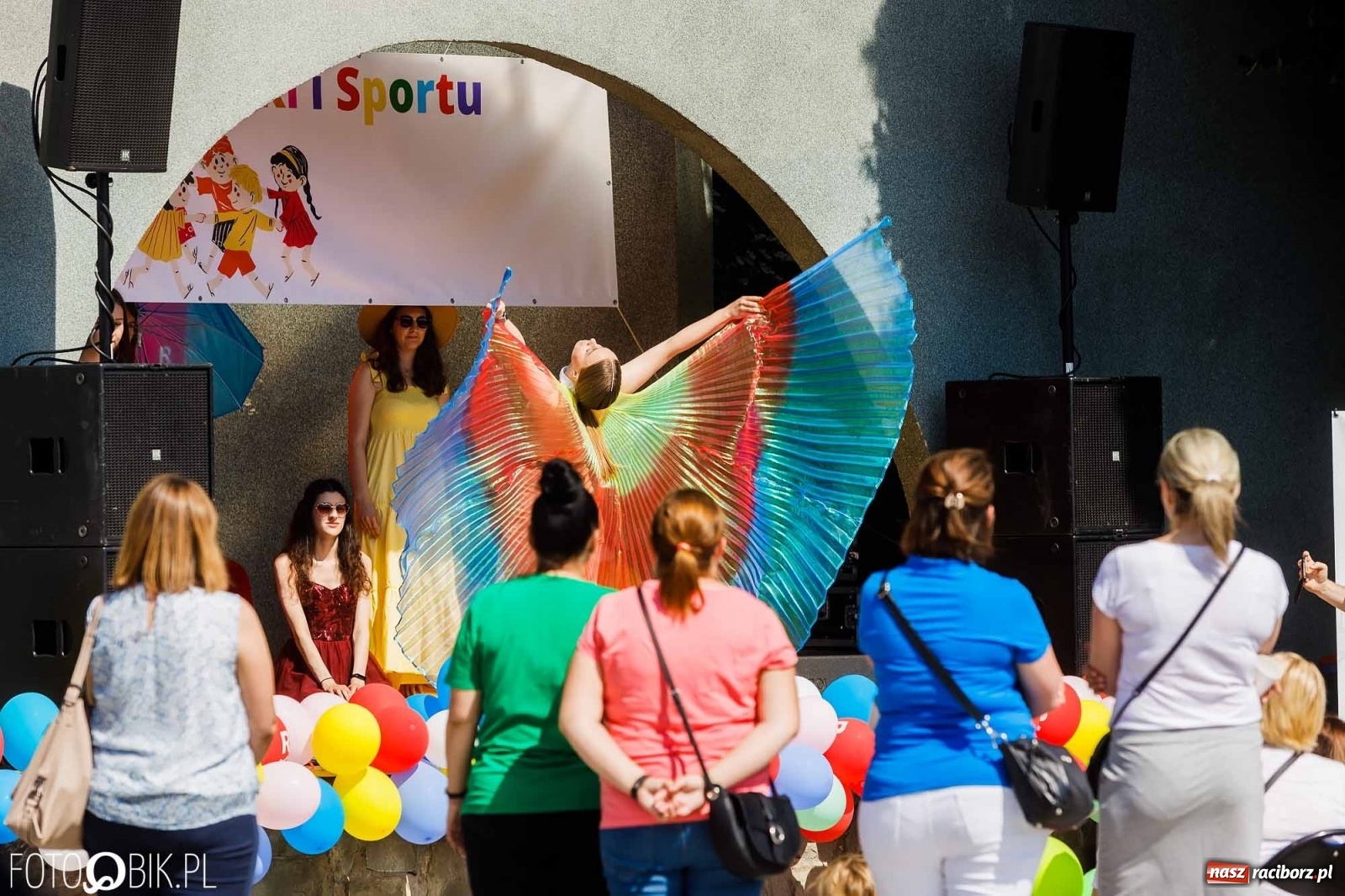 Zdjęcie w galerii na portalu naszraciborz.pl: Festiwal Piosenki i Sportu w parku im. Miasta Roth [FOTO i WIDEO] wiadomości z regionu