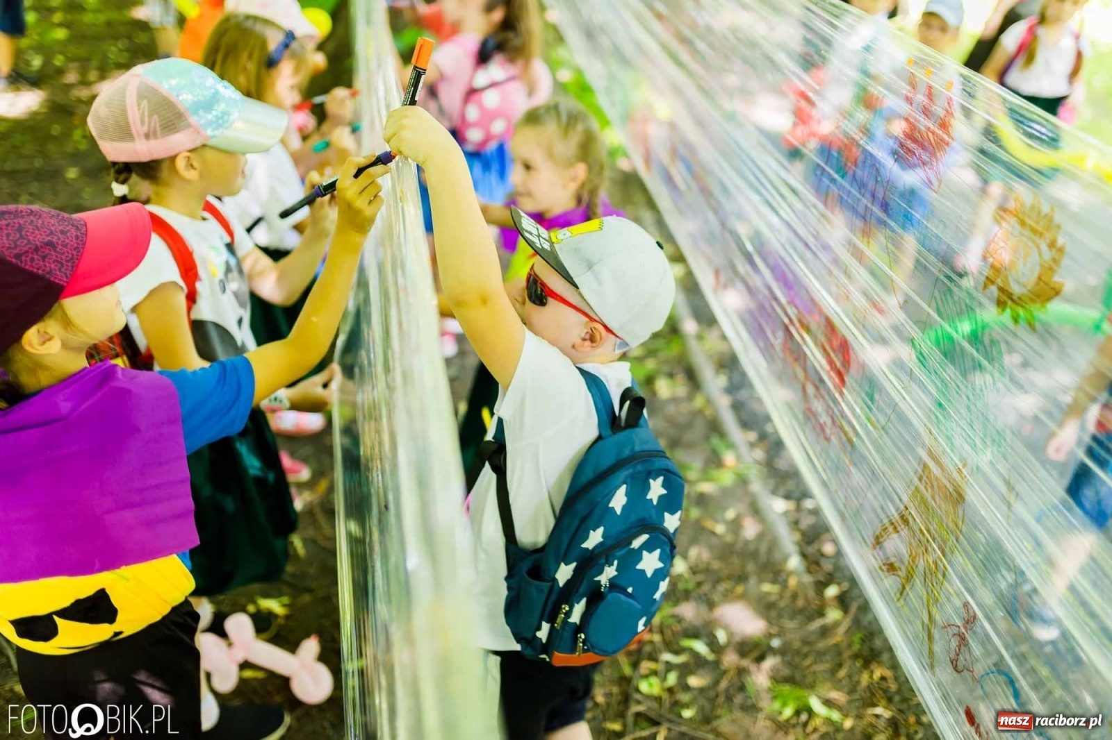 Zdjęcie w galerii na portalu naszraciborz.pl: Festiwal Piosenki i Sportu w parku im. Miasta Roth [FOTO i WIDEO] wiadomości z regionu
