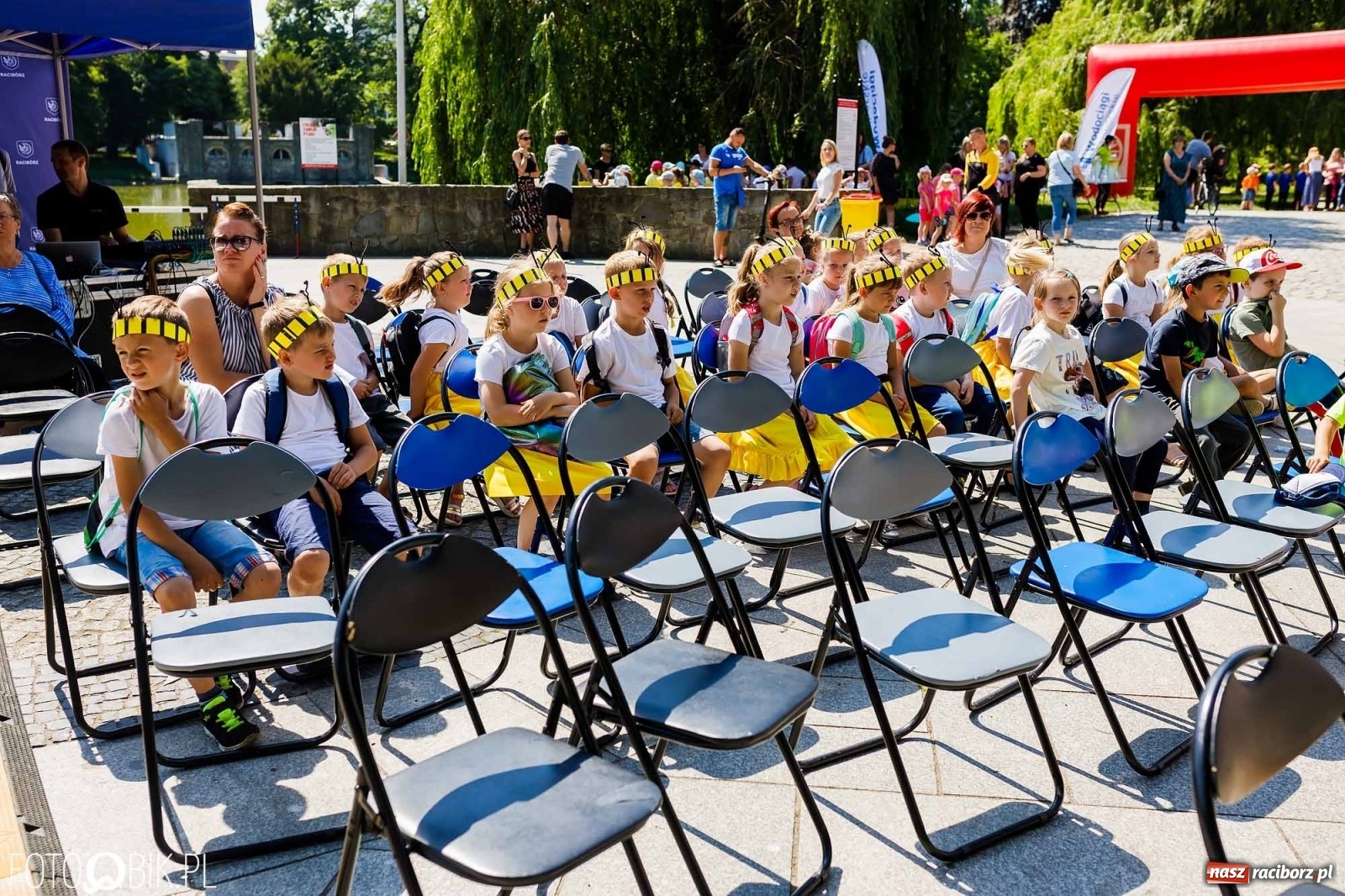 Zdjęcie w galerii na portalu naszraciborz.pl: Festiwal Piosenki i Sportu w parku im. Miasta Roth [FOTO i WIDEO] wiadomości z regionu