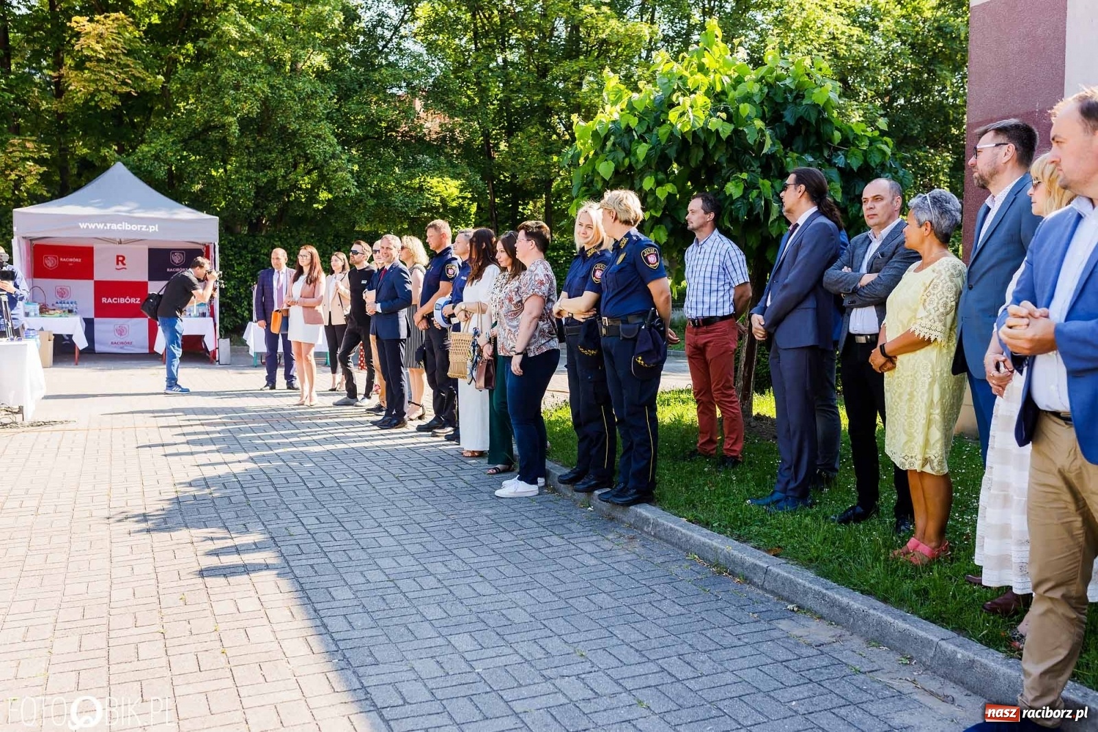 Zdjęcie w galerii na portalu naszraciborz.pl: Przy SP 18 otwarto miasteczko rowerowe [FOTO i WIDEO] wiadomości z regionu