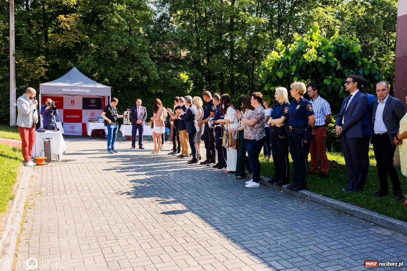 Zdjęcie w galerii na portalu naszraciborz.pl: Przy SP 18 otwarto miasteczko rowerowe [FOTO i WIDEO] wiadomości z regionu