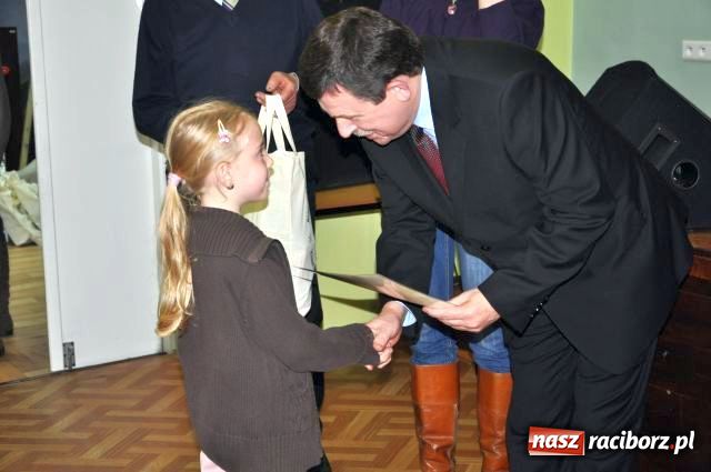 Zdjęcie w galerii na portalu naszraciborz.pl: Barwami jesieni malowane... wiadomości z regionu