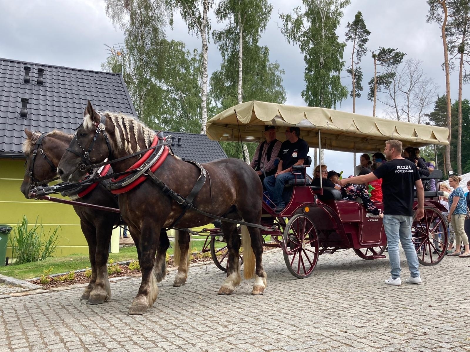 Zdjęcie w galerii na portalu naszraciborz.pl: Wielki piknik w Klubie Jeździeckim Aqua Brax Szymocice wiadomości z regionu