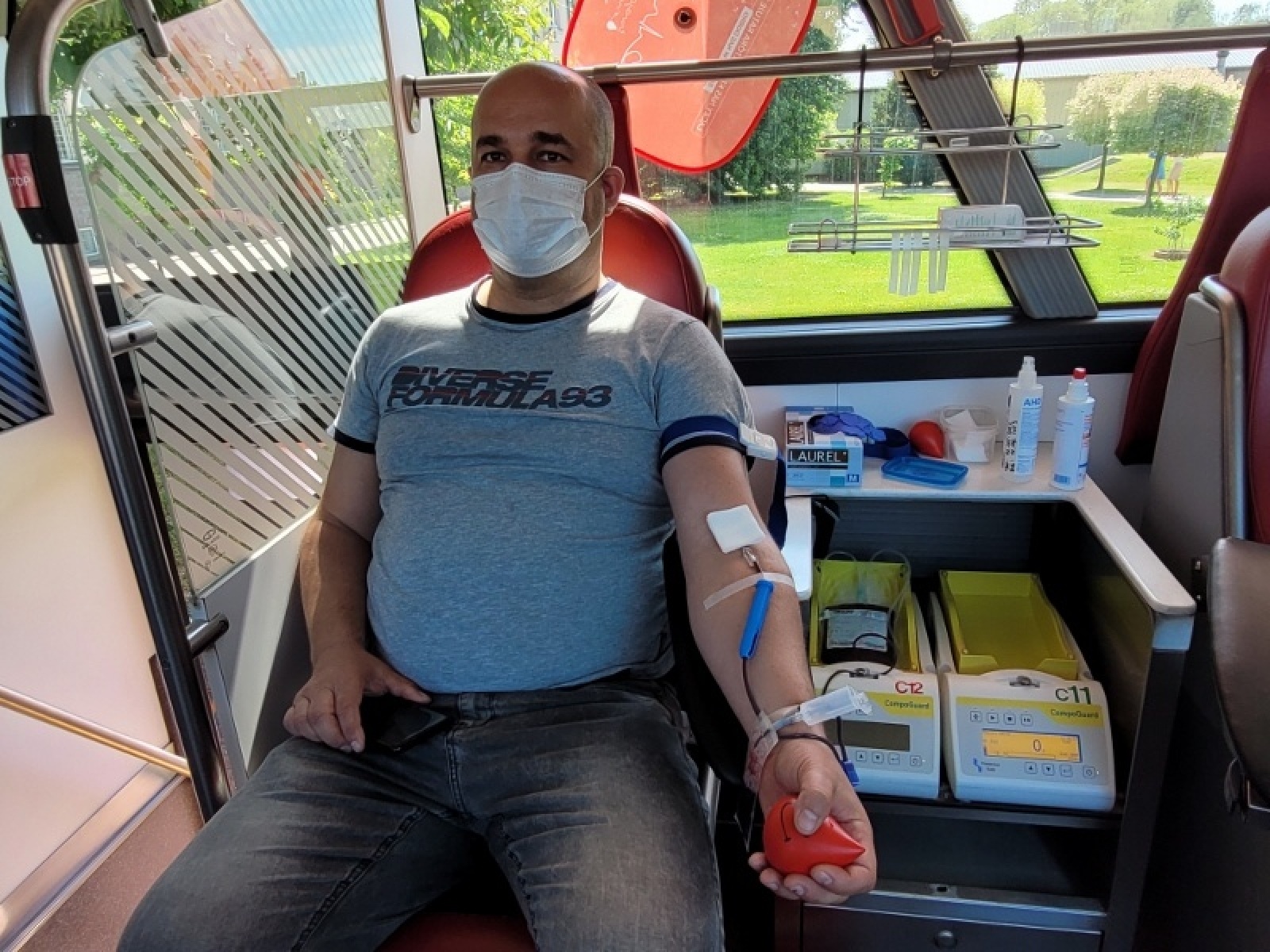 Zdjęcie w galerii na portalu naszraciborz.pl: Pierwsze litry Pogranicznej Grupy Krwi ze Śląskiego Oddziału Straży Granicznej wiadomości z regionu