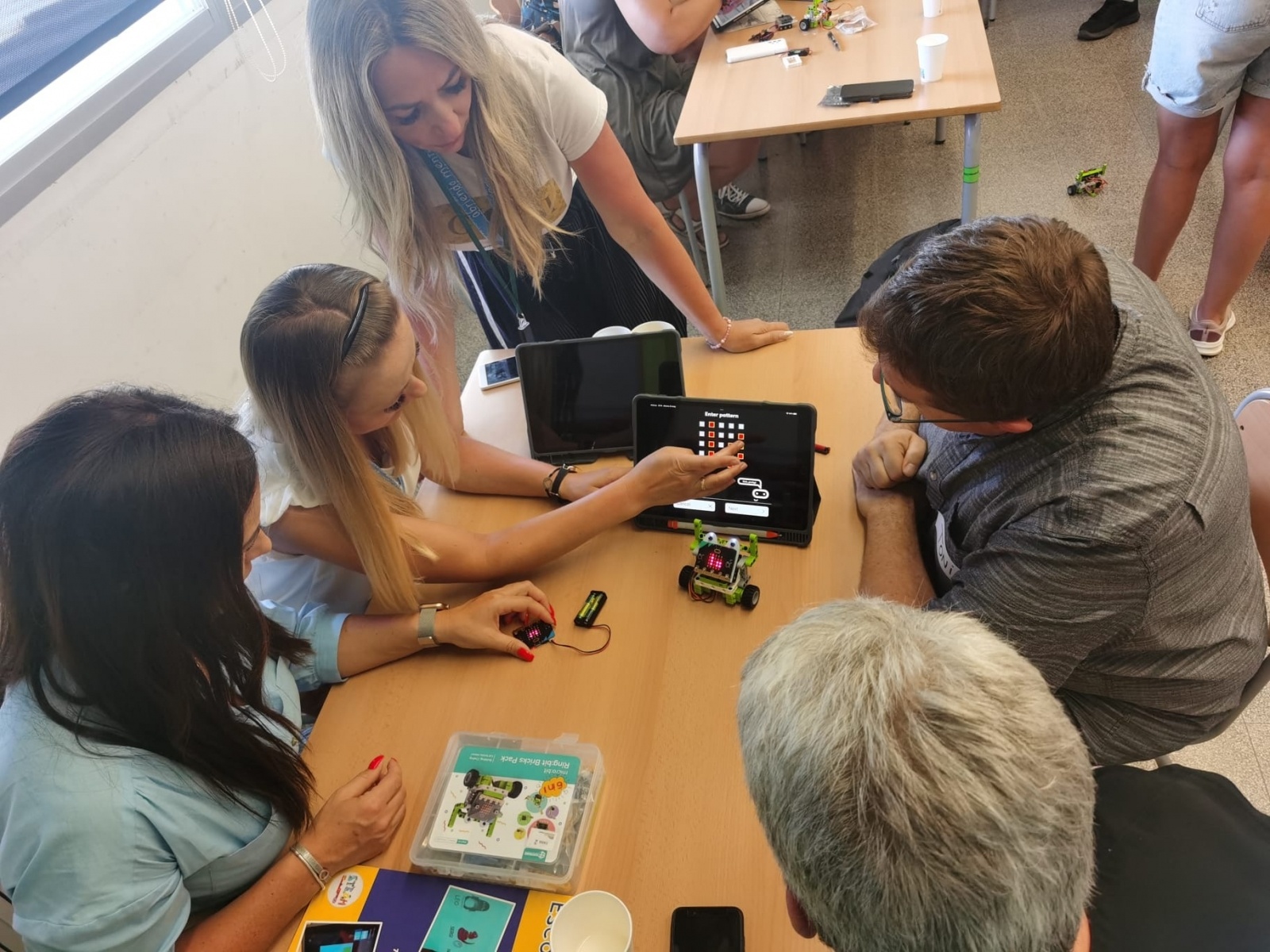 Zdjęcie w galerii na portalu naszraciborz.pl: Innowacyjna podróż do nauki nauczycieli z ZSP w Brzeźnicy wiadomości z regionu