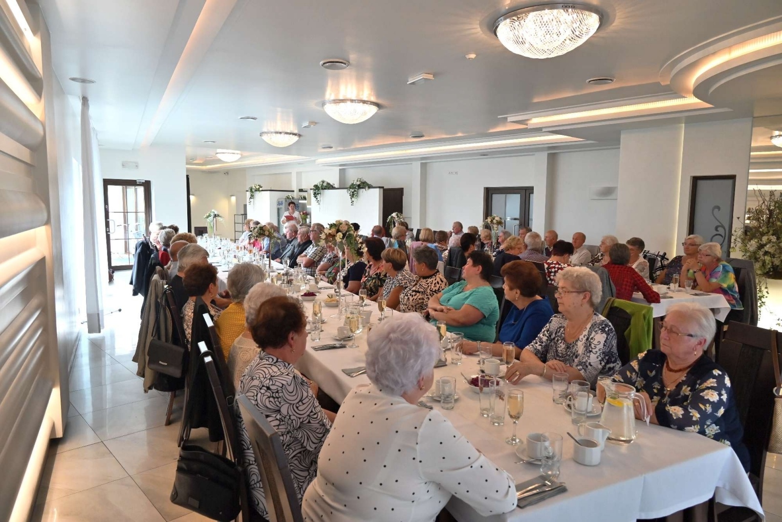 Zdjęcie w galerii na portalu naszraciborz.pl: Dzień Matki i Ojca w kole emerytów w Krzyżanowicach wiadomości z regionu