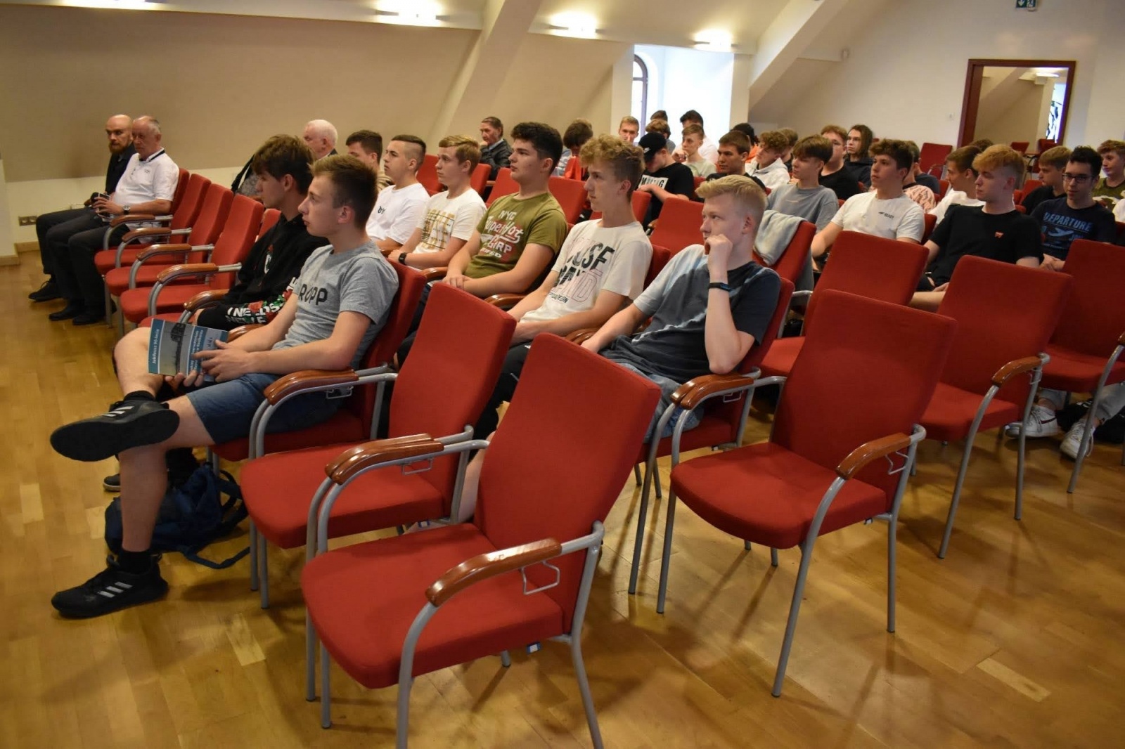 Zdjęcie w galerii na portalu naszraciborz.pl: Z Raciborza ku biegunowi - polarne i geofizyczne opowieści wiadomości z regionu