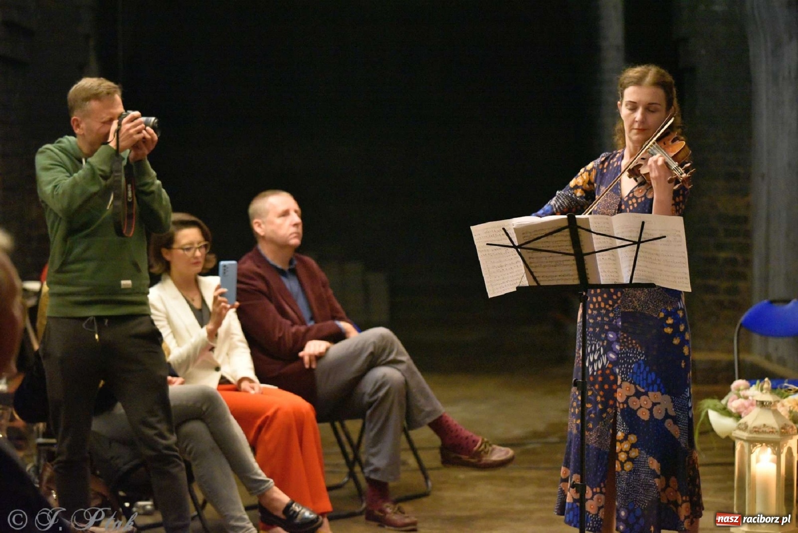 Zdjęcie w galerii na portalu naszraciborz.pl: Muzyka epicka w industrialnych wnętrzach starych wodociągów [WIDEO] wiadomości z regionu